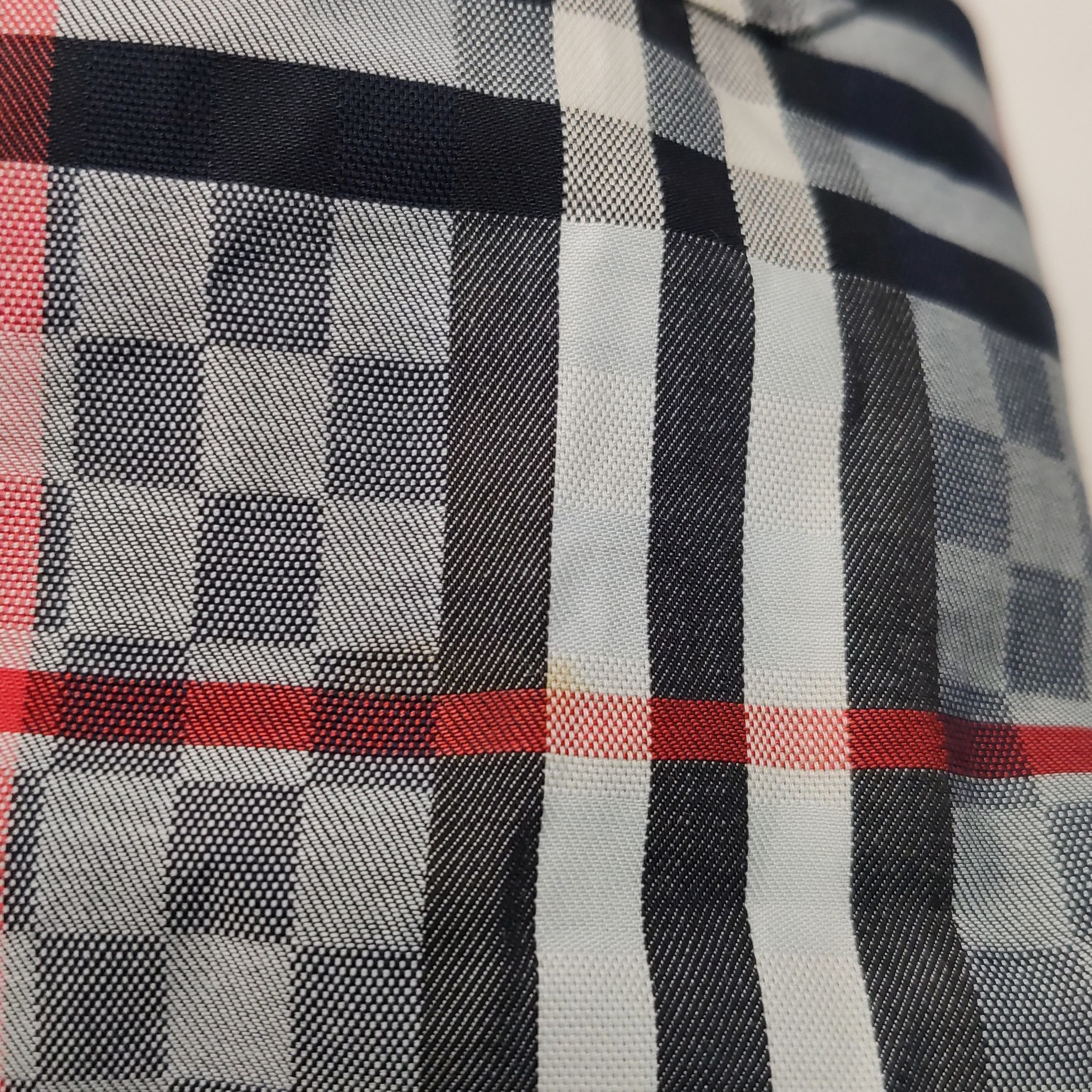 Burberry Burberry Men m Button Ups Size US M / EU 48-50 / 2 - 9 Thumbnail