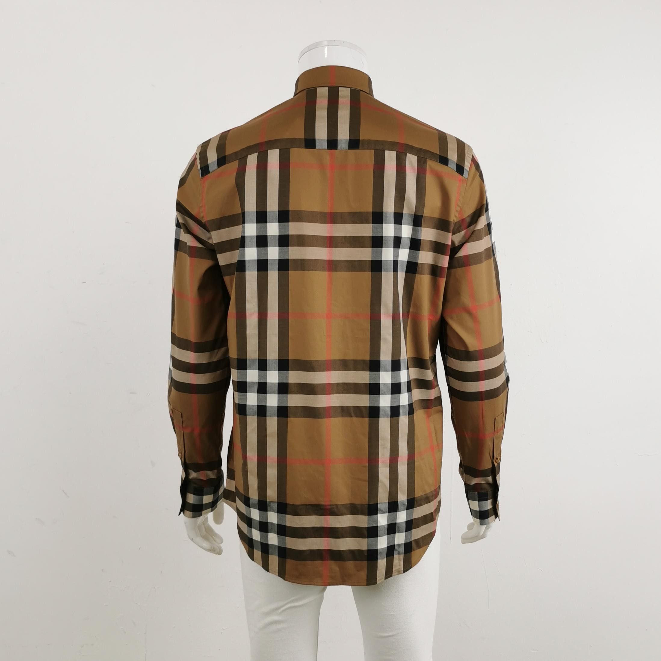 Burberry Burberry Men m Button Ups Size US M / EU 48-50 / 2 - 2 Thumbnail