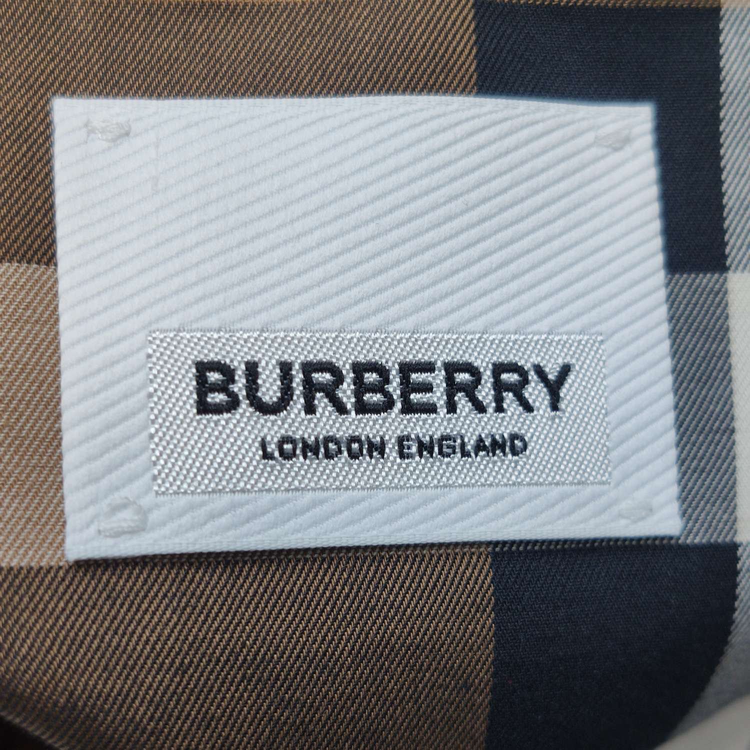 Burberry Burberry Men m Button Ups Size US M / EU 48-50 / 2 - 5 Thumbnail