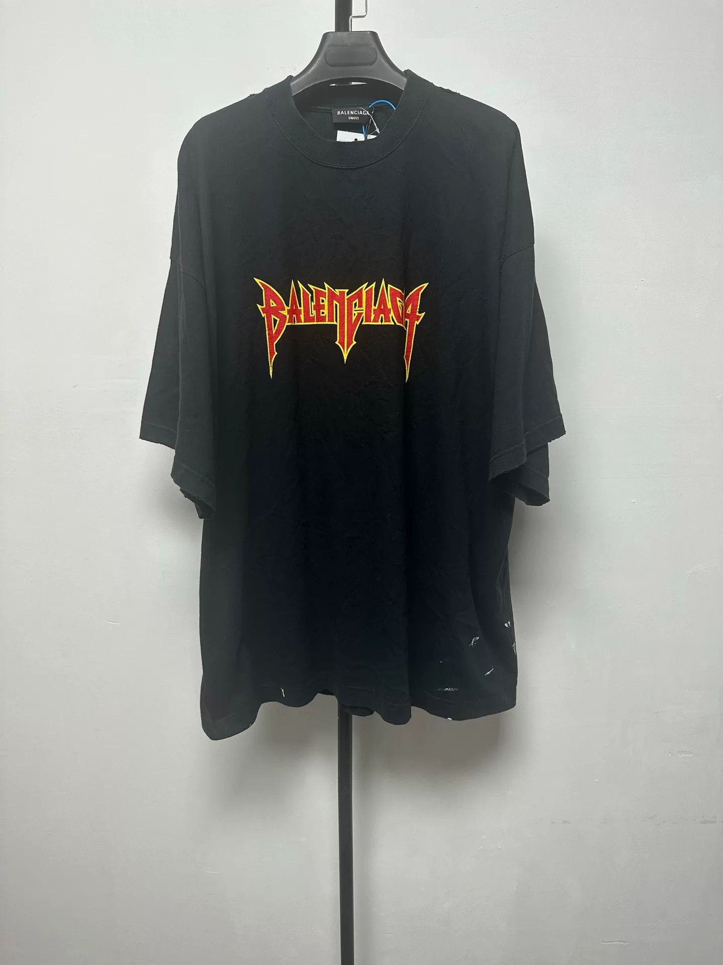 Balenciaga Balenciaga Lightning Logo T-Shirt Size 4 Size US XL / EU 56 / 4 - 2 Thumbnail