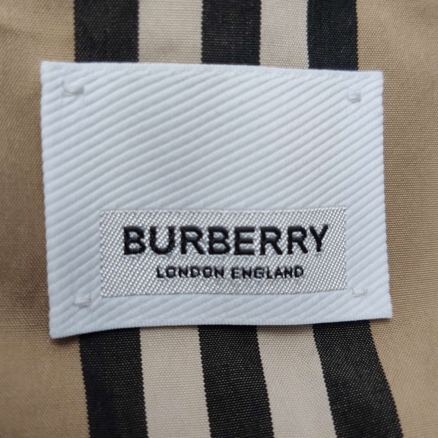 Burberry Burberry Men m Button Ups Size US M / EU 48-50 / 2 - 4 Thumbnail