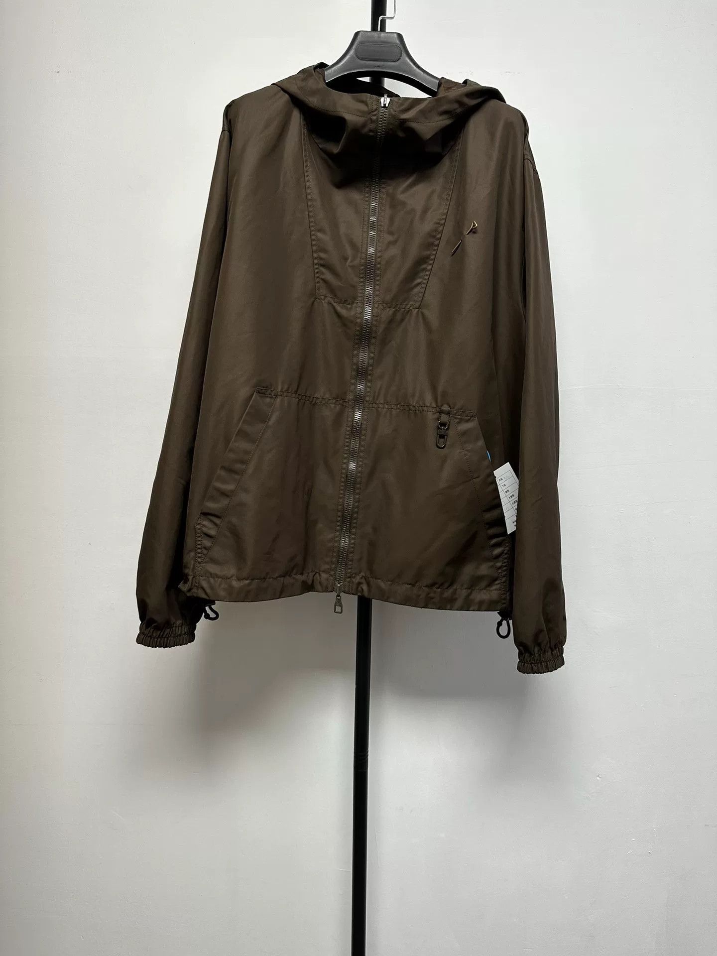 Louis Vuitton Louis Vuitton Hooded Reversible Zip Jacket Size 54 Size US L / EU 52-54 / 3 - 3 Thumbnail