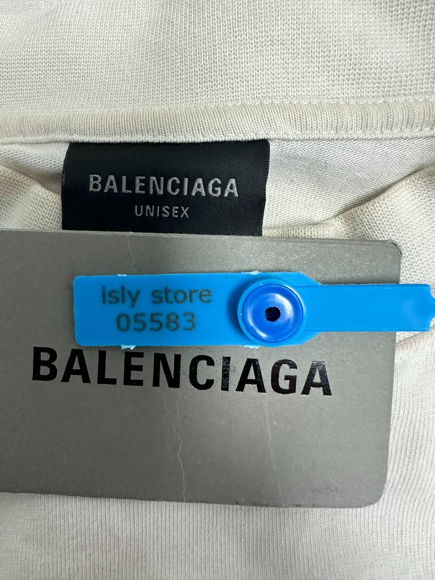 Balenciaga Balenciaga Apple Logo Be Different T-Shirt Size 1 Size US S / EU 44-46 / 1 - 5 Thumbnail