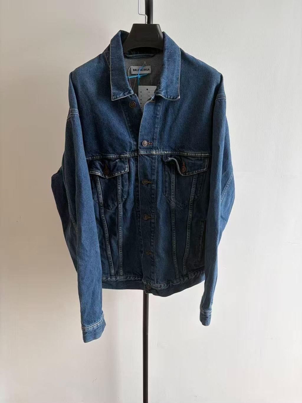 Balenciaga Balenciaga Earth Embroidered Denim Jacket Size 34 Size US XXS / EU 40 - 3 Thumbnail