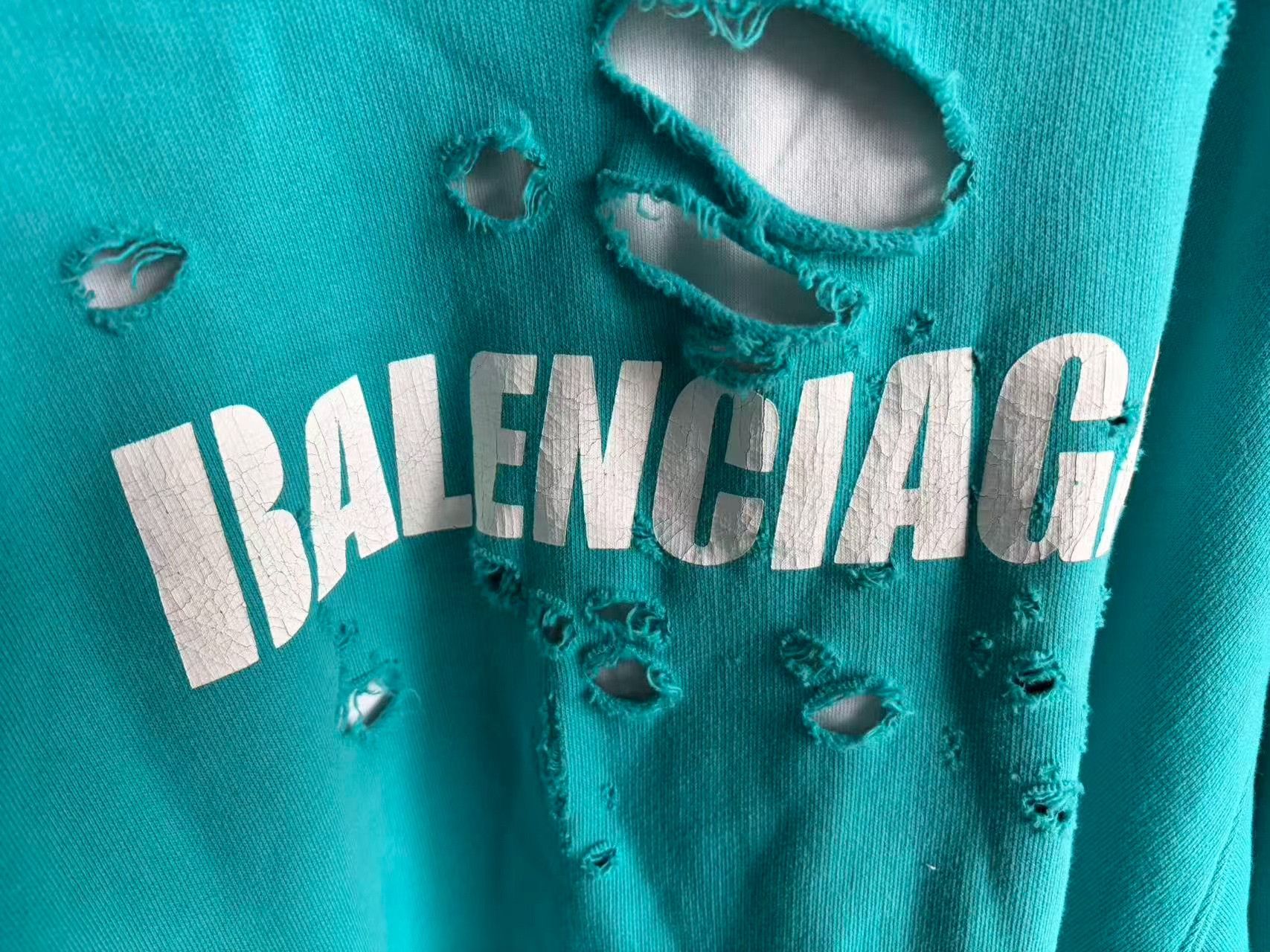 Balenciaga Balenciaga Distressed Logo Hoodie XS Size US XS / EU 42 / 0 - 4 Thumbnail