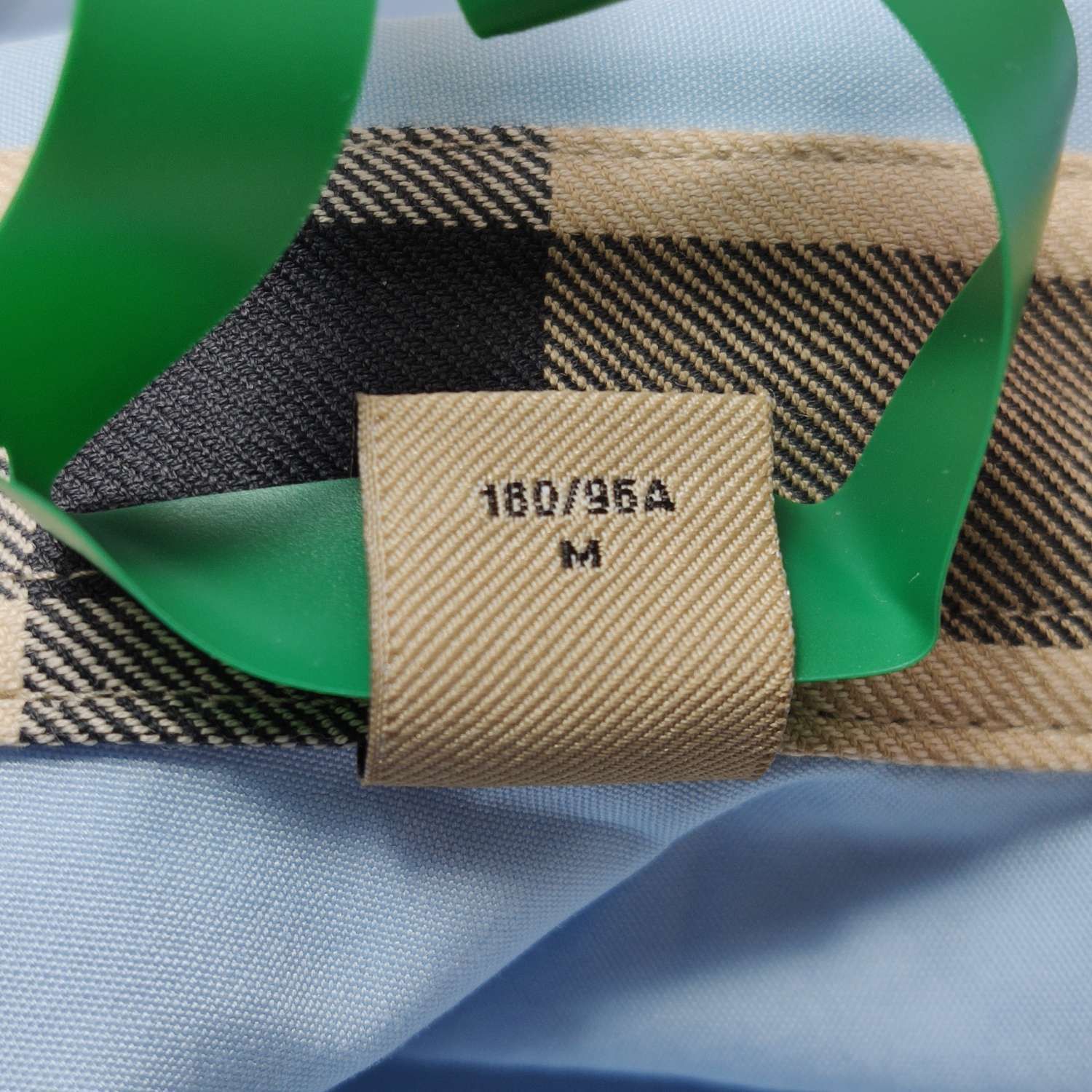 Burberry Burberry Men m Button Ups Size US M / EU 48-50 / 2 - 7 Thumbnail
