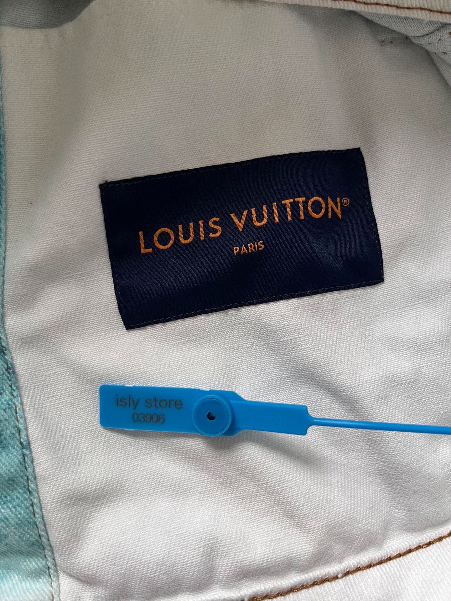 Louis Vuitton Louis Vuitton Spray Painted Monogram Denim Jacket 46 Size US S / EU 44-46 / 1 - 5 Thumbnail