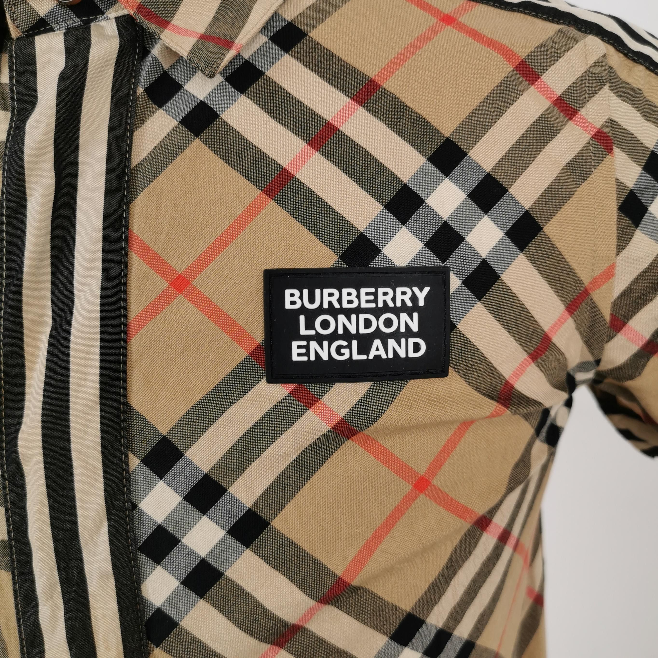 Burberry Burberry Men m Button Ups Size US M / EU 48-50 / 2 - 3 Thumbnail