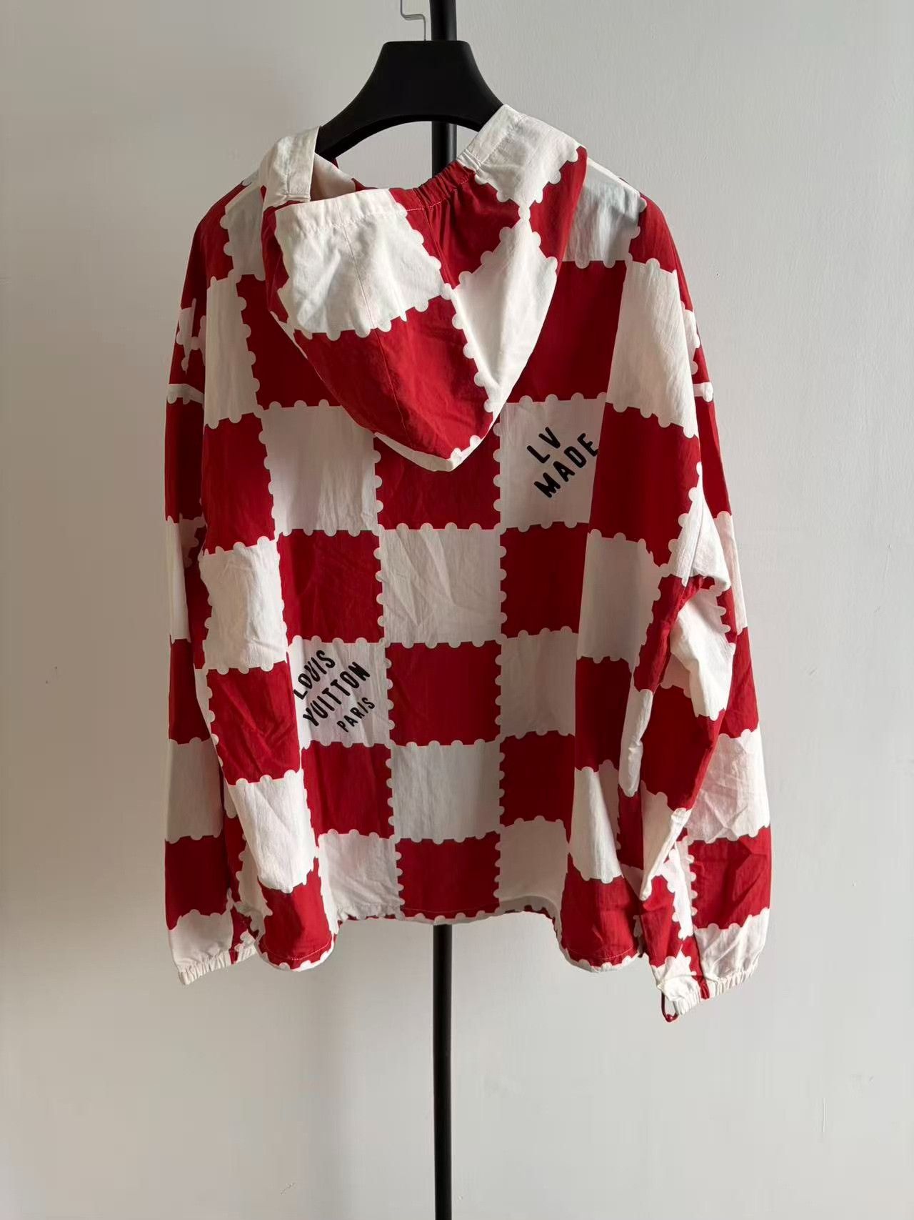 Louis Vuitton Louis Vuitton Giant Damier Laces Windbreaker 52 Size US L / EU 52-54 / 3 - 3 Thumbnail