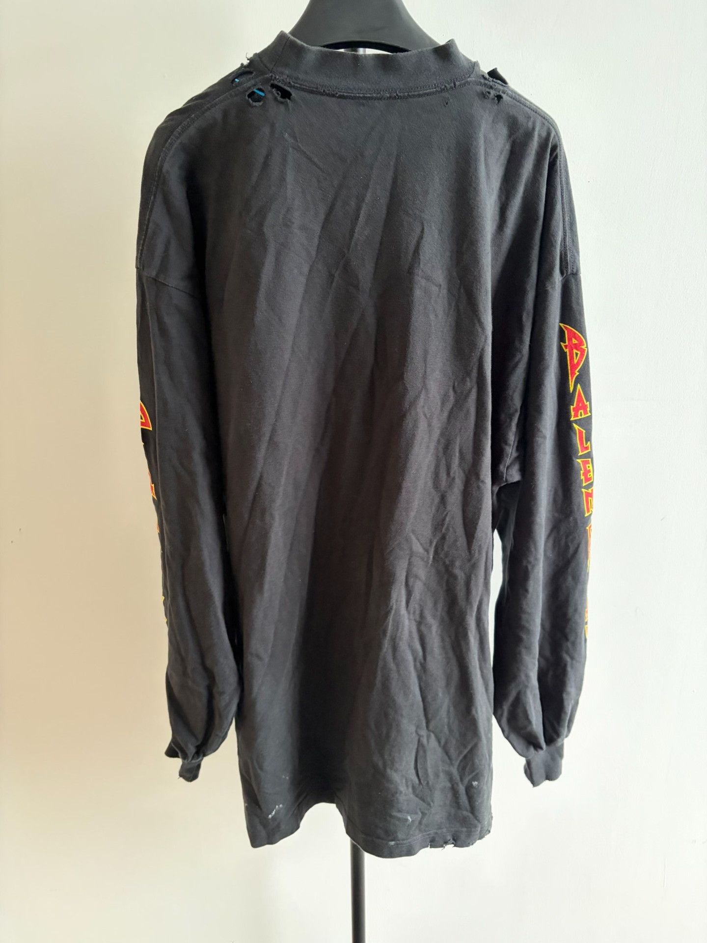 Balenciaga Balenciaga Metallica Logo Long Sleeve Tee Size 1 Size US S / EU 44-46 / 1 - 3 Thumbnail