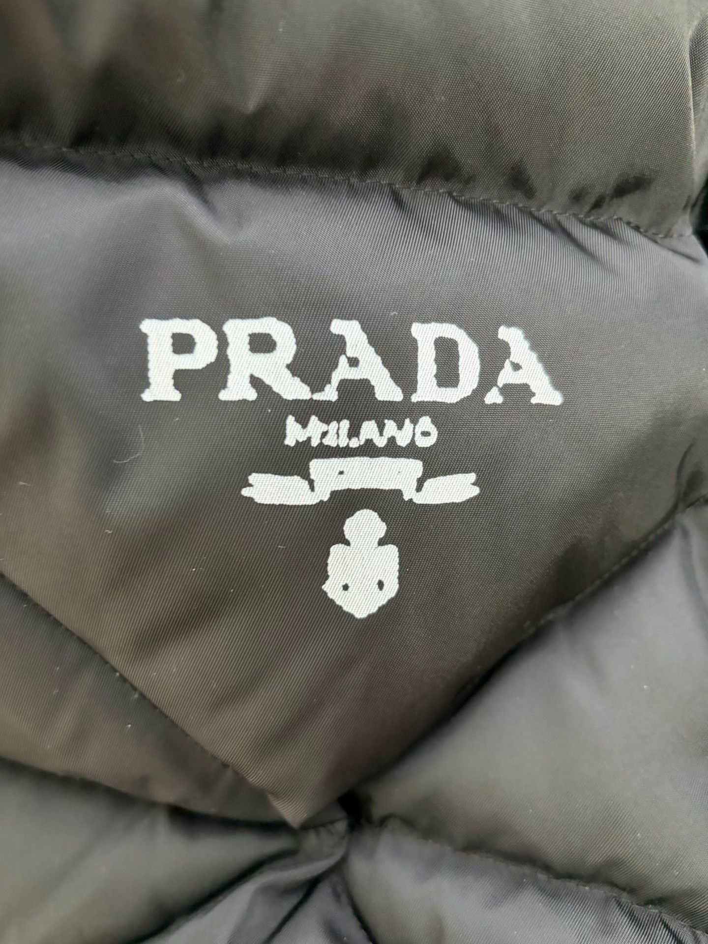 Prada Prada Re-Nylon Logo Down Jacket IT 36 Size XS / US 0-2 / IT 36-38 - 4 Thumbnail