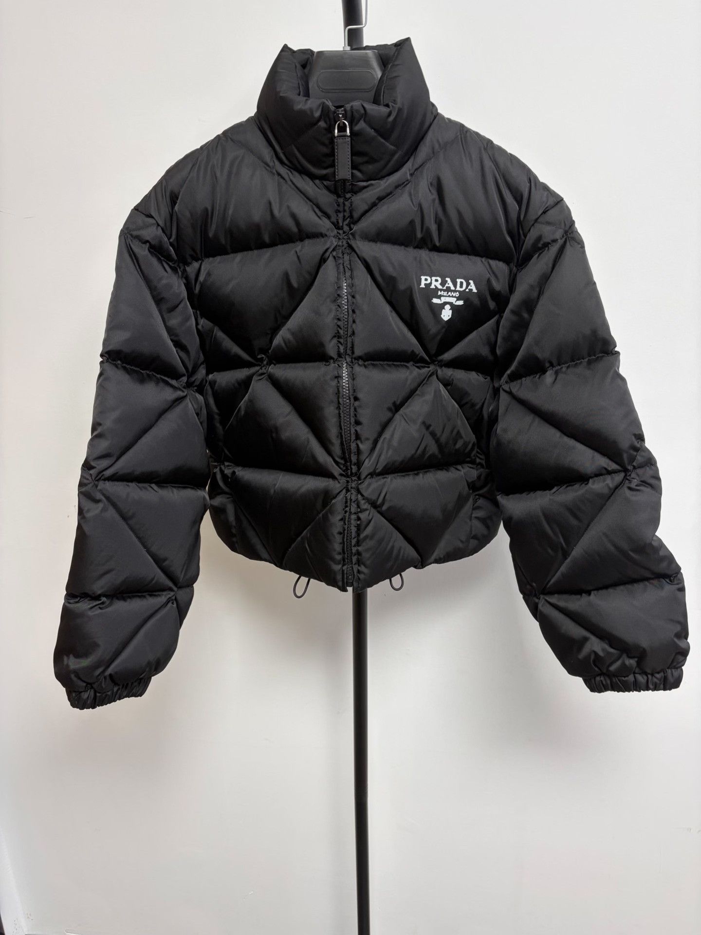 Prada Prada Re-Nylon Logo Down Jacket IT 36 Size XS / US 0-2 / IT 36-38 - 2 Thumbnail