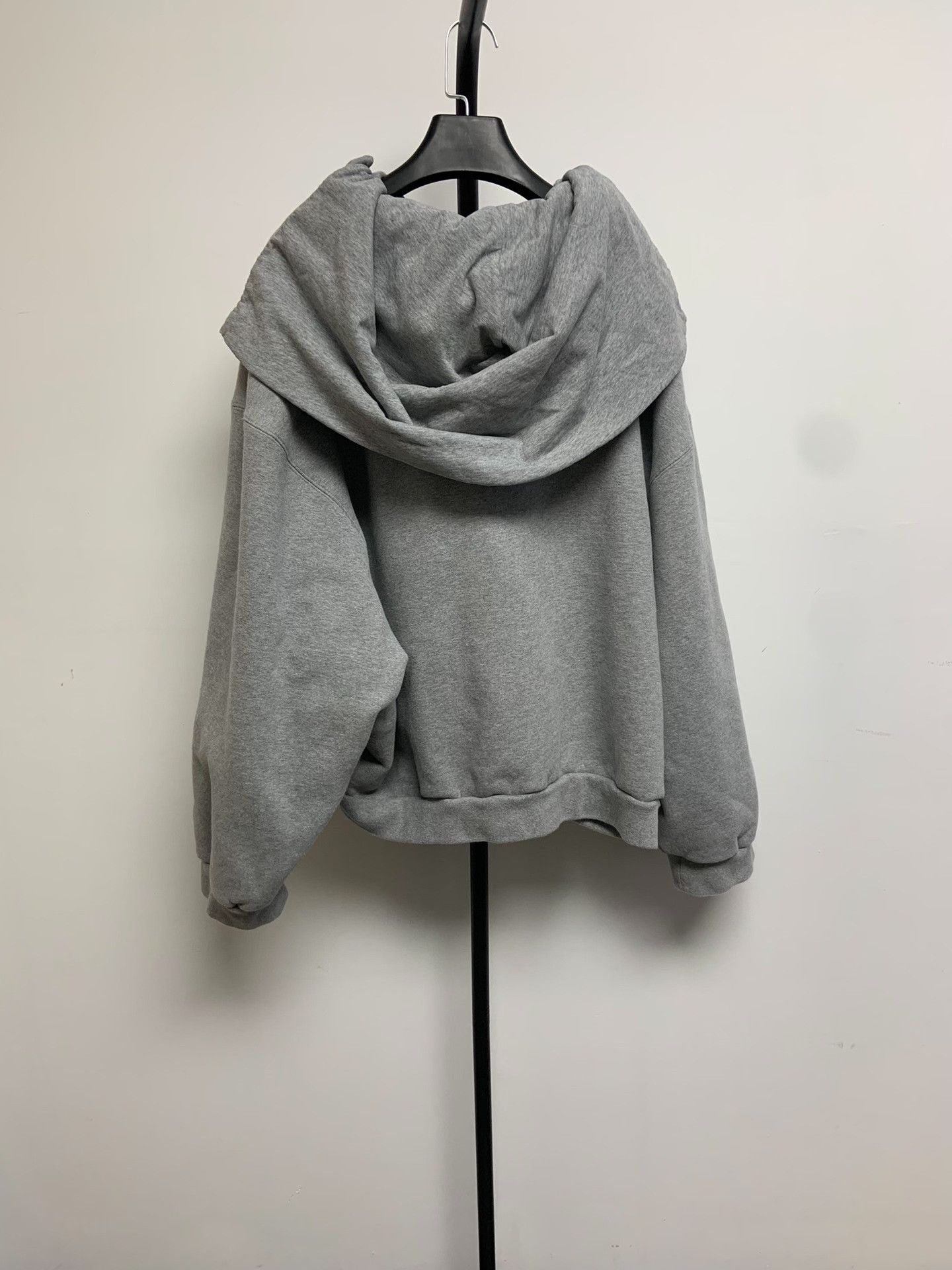 Balenciaga Balenciaga Four Sleeve Zip Hoodie L Size US L / EU 52-54 / 3 - 3 Thumbnail