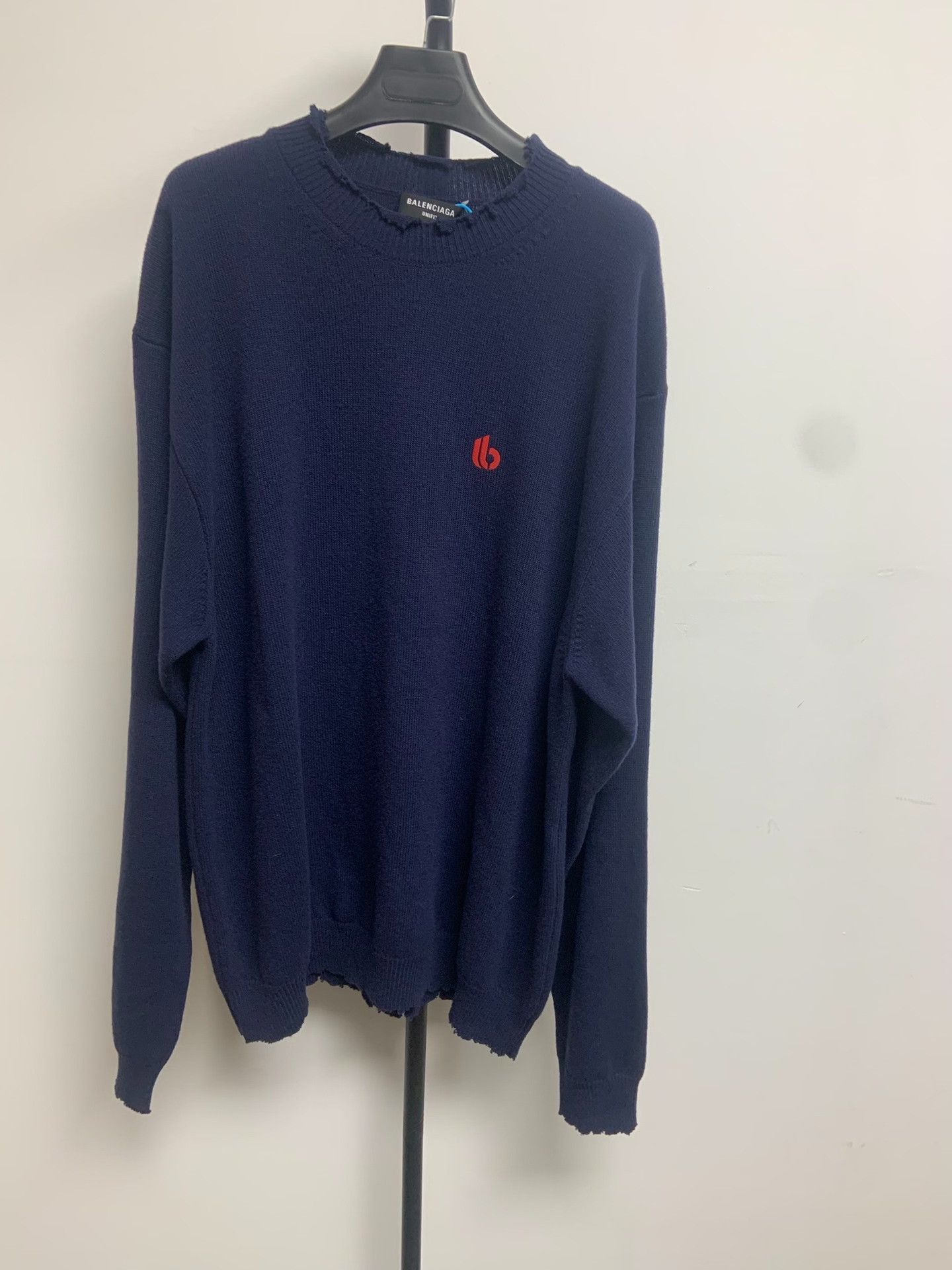 Balenciaga Balenciaga Distressed Logo Knit Sweater Size M Size US M / EU 48-50 / 2 - 2 Thumbnail
