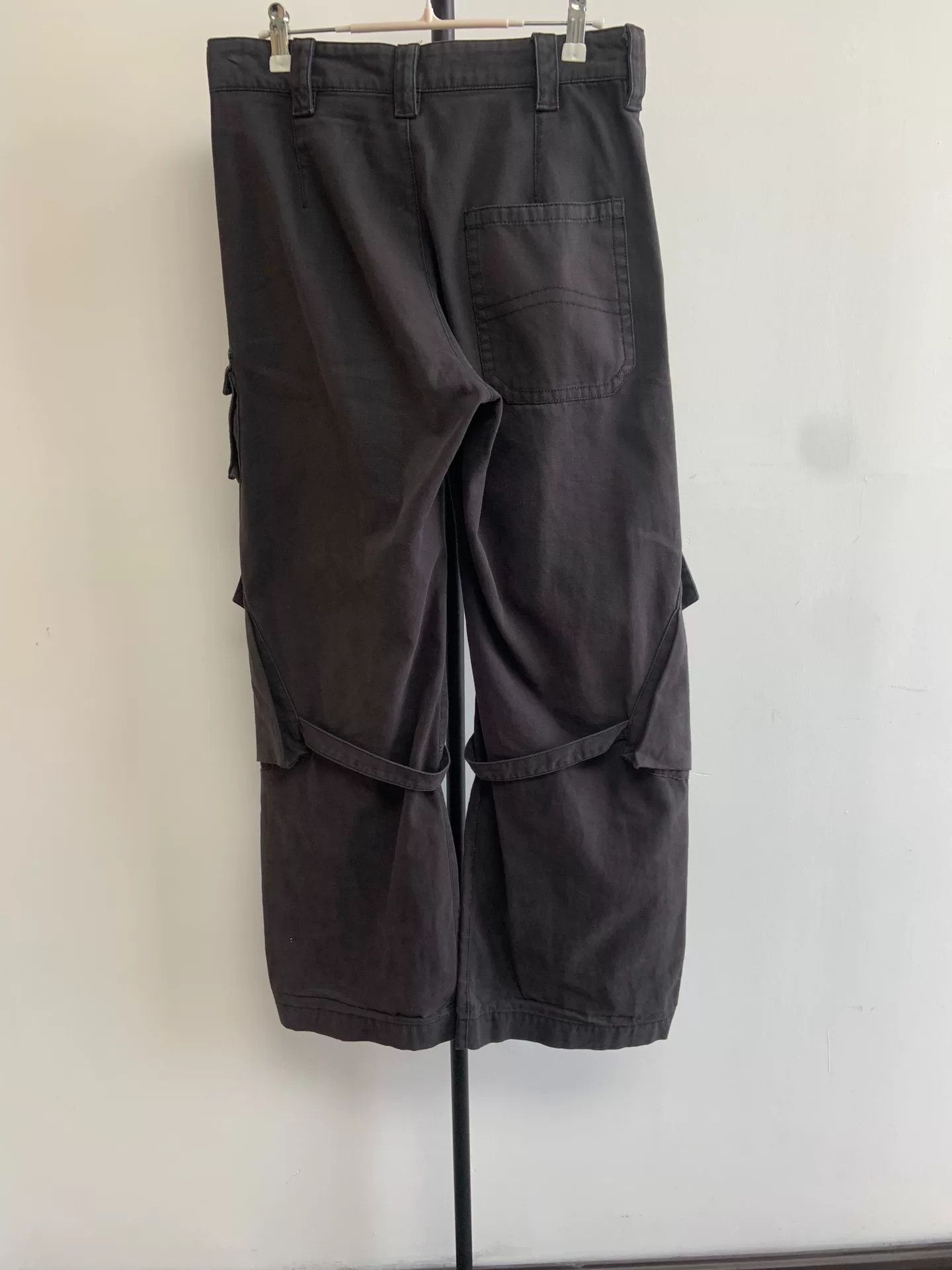 Acne Studios Acne Studios Vintage Multi-Pocket Cargo Pants 34 Size 25" / US 0 / IT 36 - 2 Thumbnail
