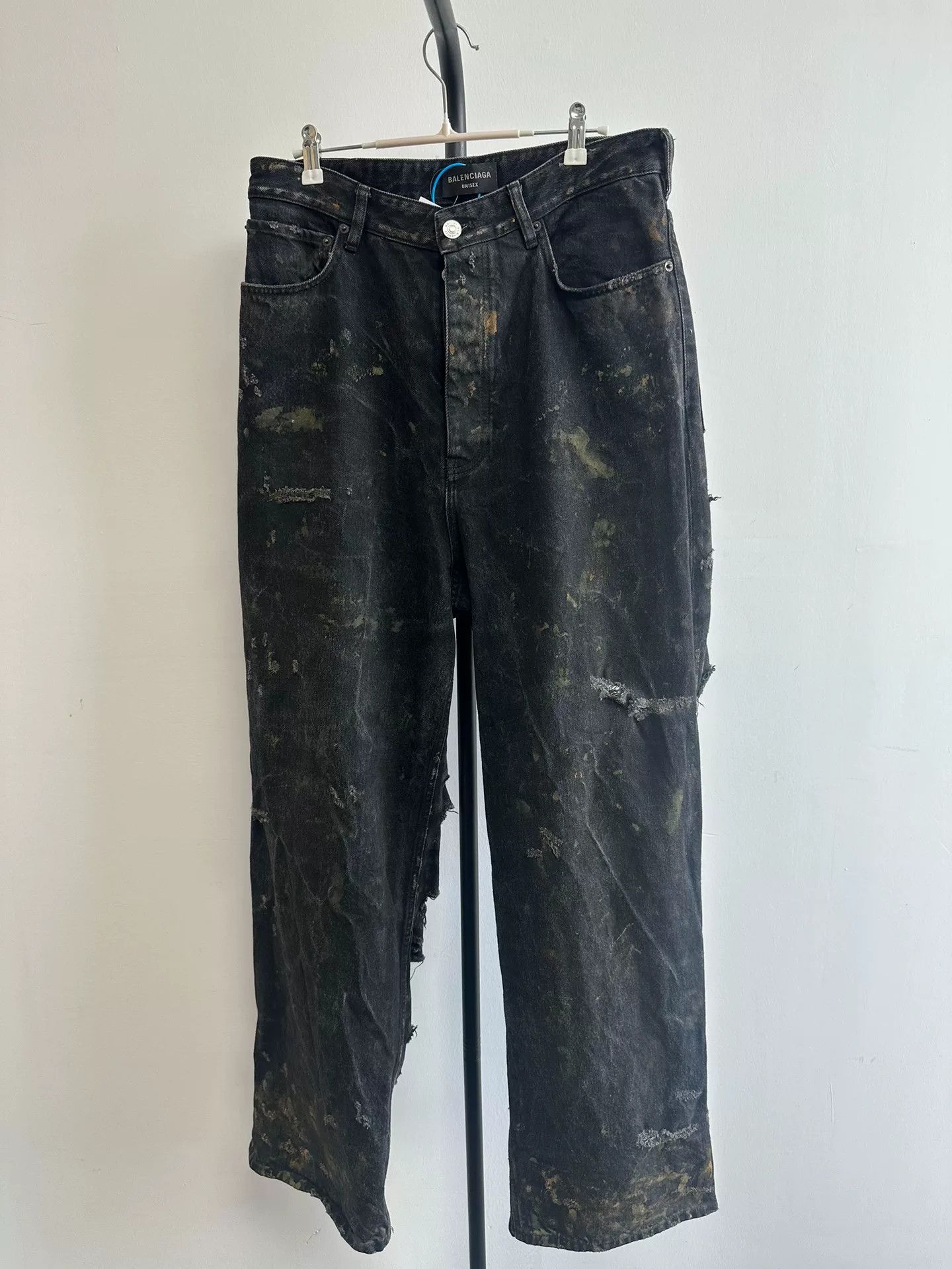 Balenciaga Balenciaga Mud Wash Distressed Jeans XS Size US 28 / EU 44 - 2 Thumbnail