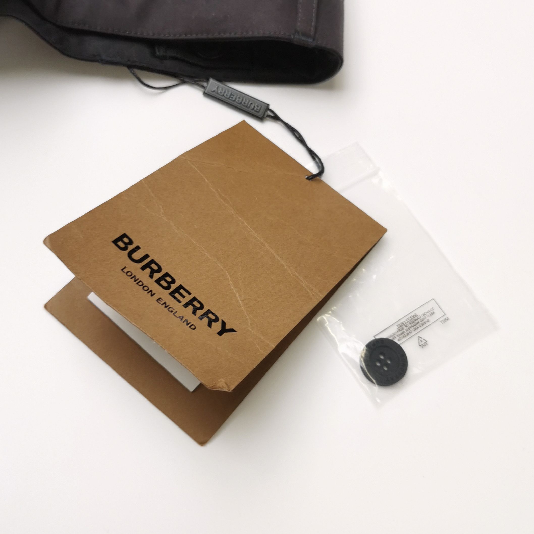 Burberry Burberry Men 32 Shorts Size US 32 / EU 48 - 4 Thumbnail