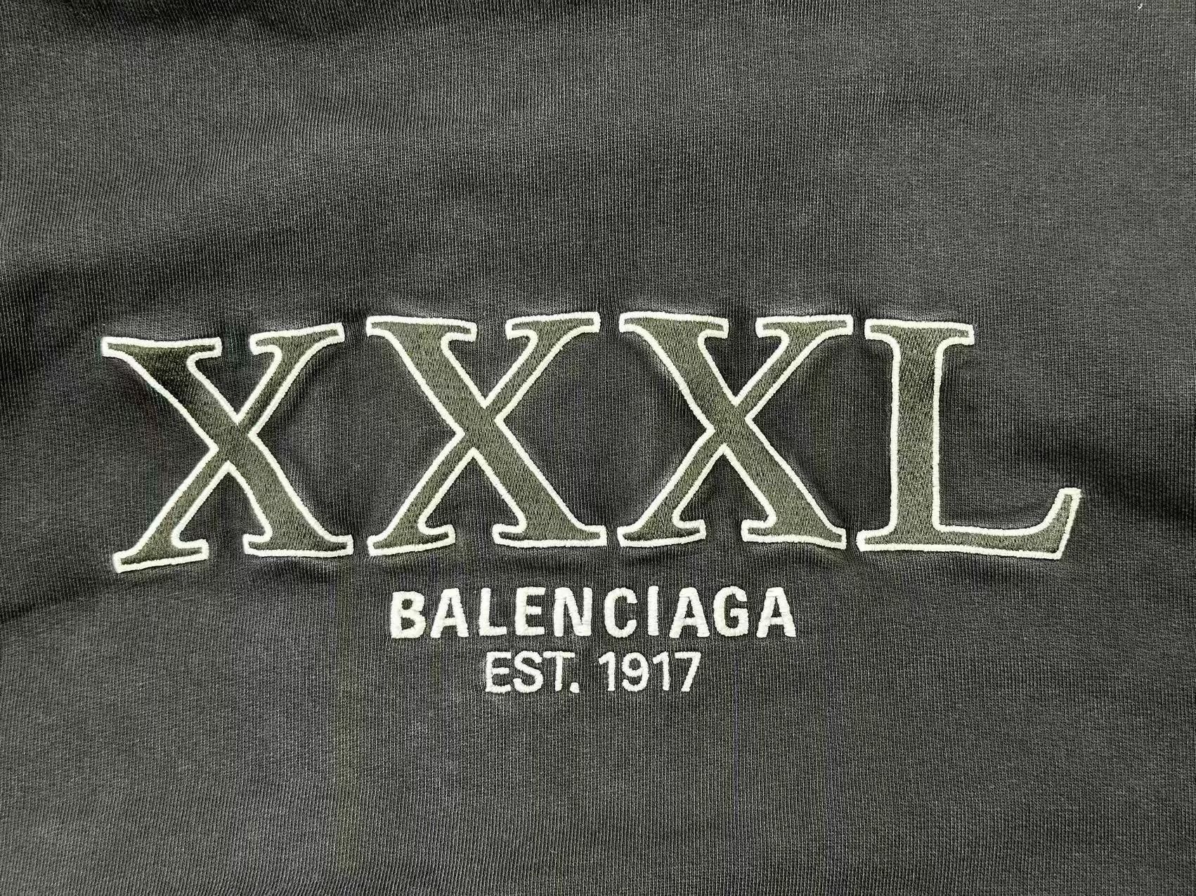 Balenciaga Balenciaga XXXL Logo Embroidered Hoodie Size 2 Size US M / EU 48-50 / 2 - 4 Thumbnail