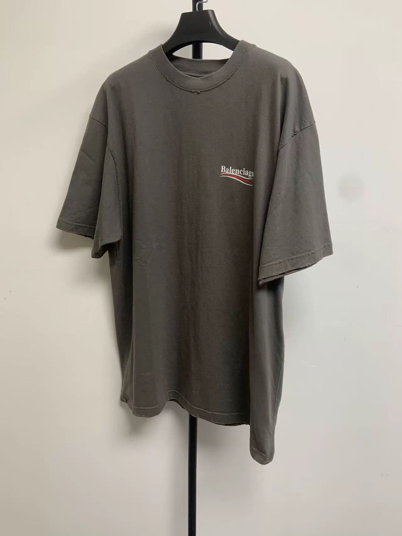Balenciaga Balenciaga Political Campaign Logo T-Shirt S Size US S / EU 44-46 / 1 - 2 Thumbnail