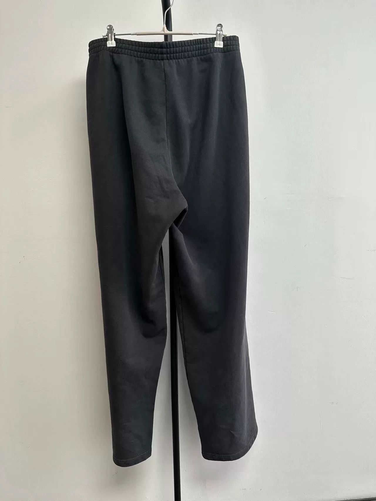 Balenciaga Balenciaga Embroidered Logo Sweatpants Size S Size US 30 / EU 46 - 3 Thumbnail