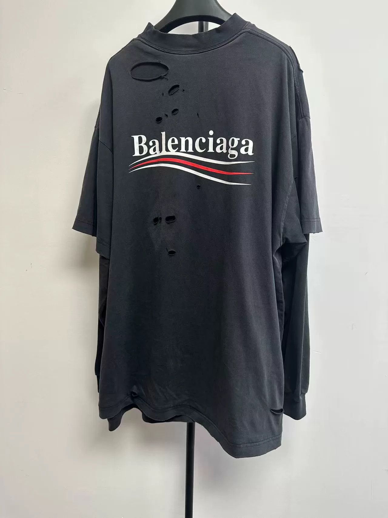 Balenciaga Balenciaga Layered Distressed Logo Long Sleeve T-Shirt 3 Size US L / EU 52-54 / 3 - 3 Thumbnail