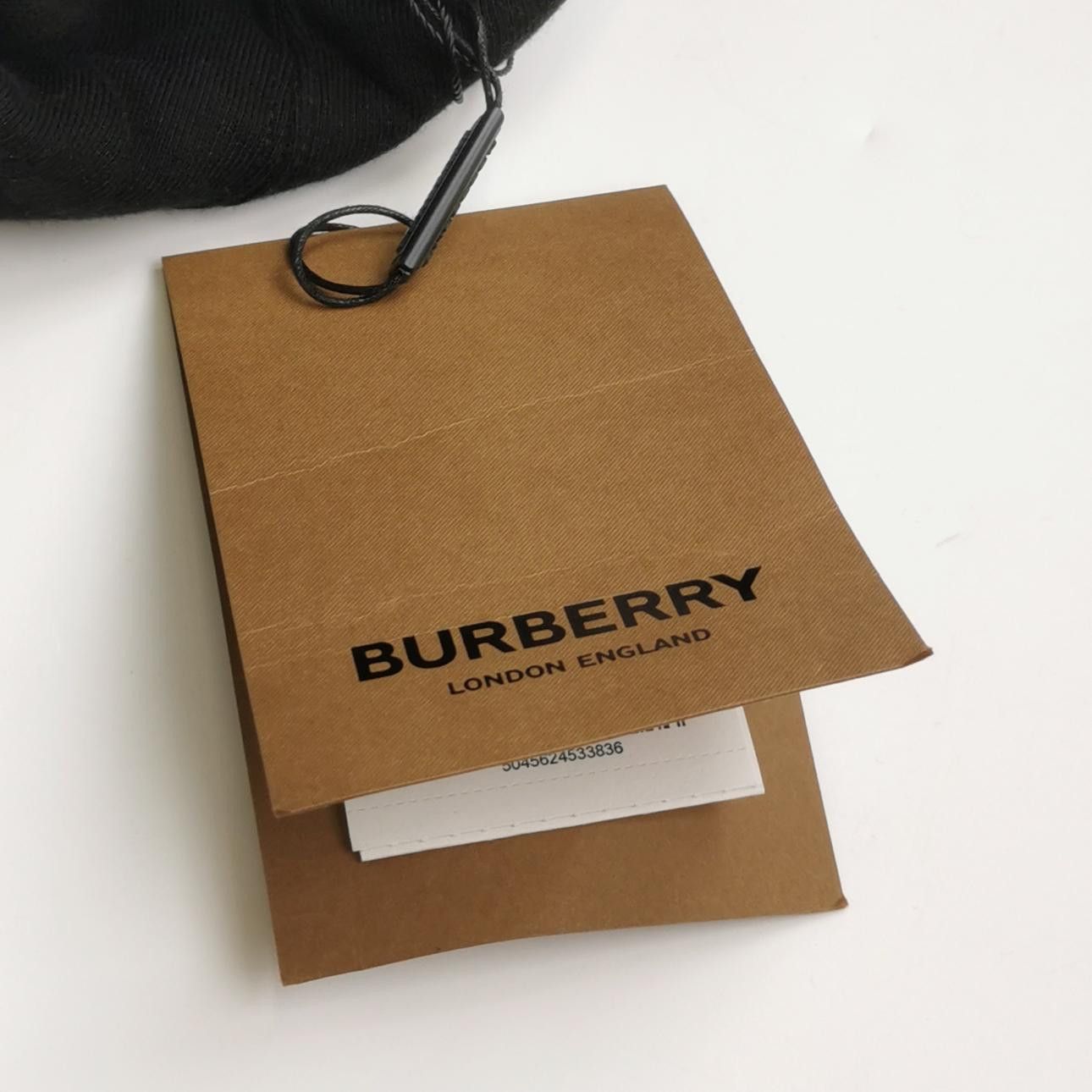 Burberry Burberry Men s Sweatshirts Hoodies Size US S / EU 44-46 / 1 - 4 Thumbnail