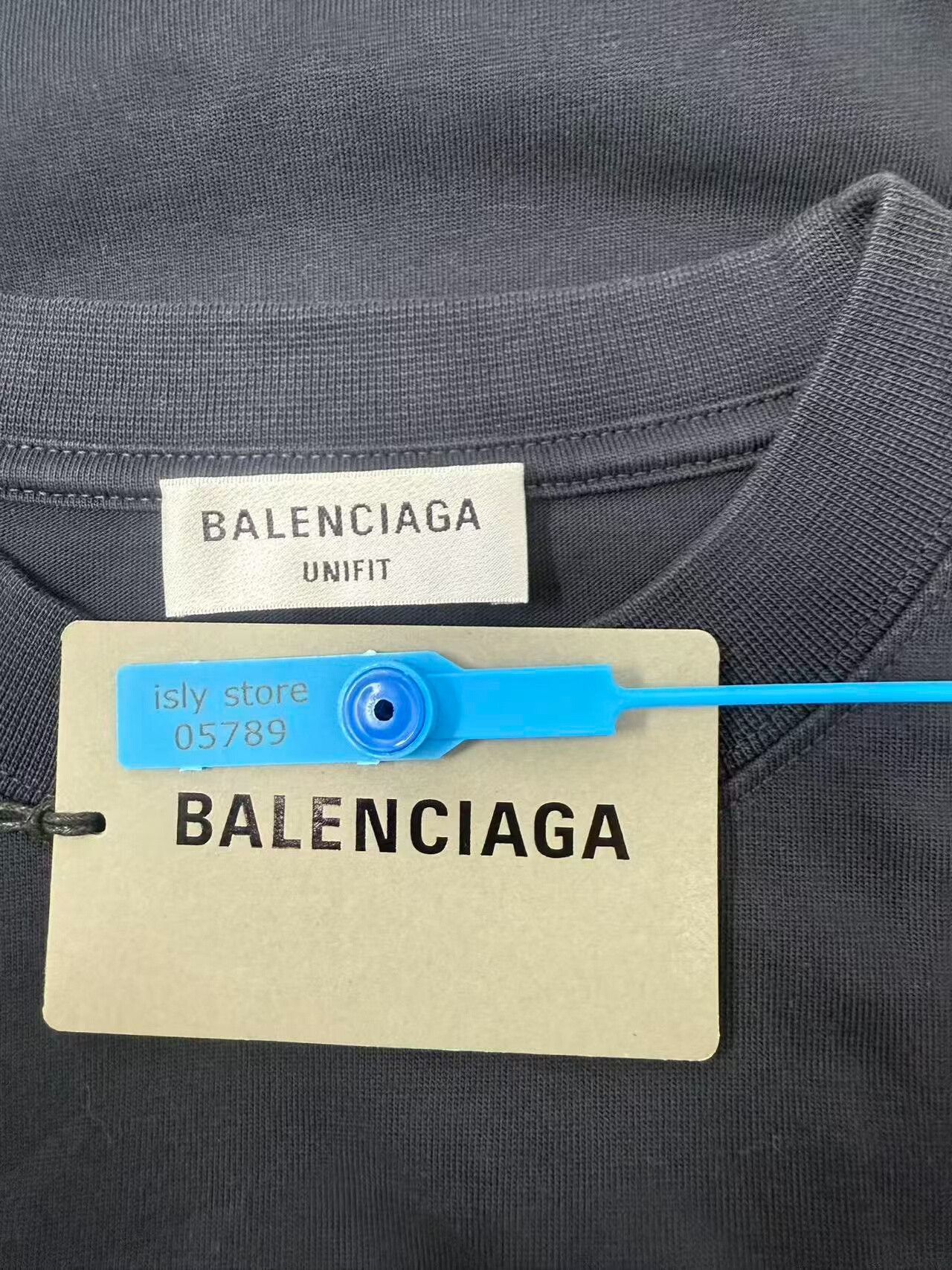 Balenciaga Balenciaga Collegiate Crest Print T-Shirt S Size US S / EU 44-46 / 1 - 5 Thumbnail