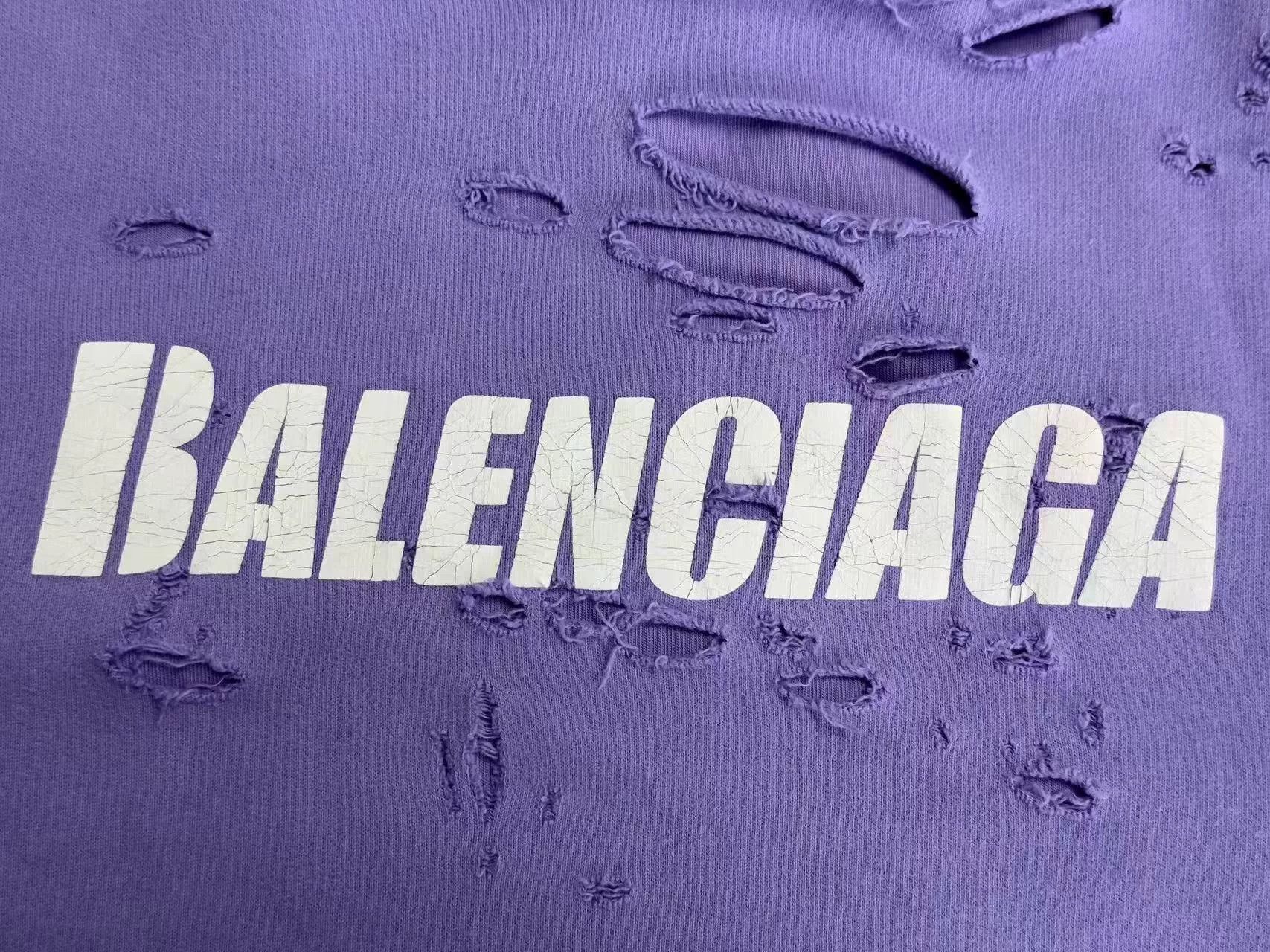 Balenciaga Balenciaga Distressed Logo Hoodie Purple XS Size US XS / EU 42 / 0 - 4 Thumbnail