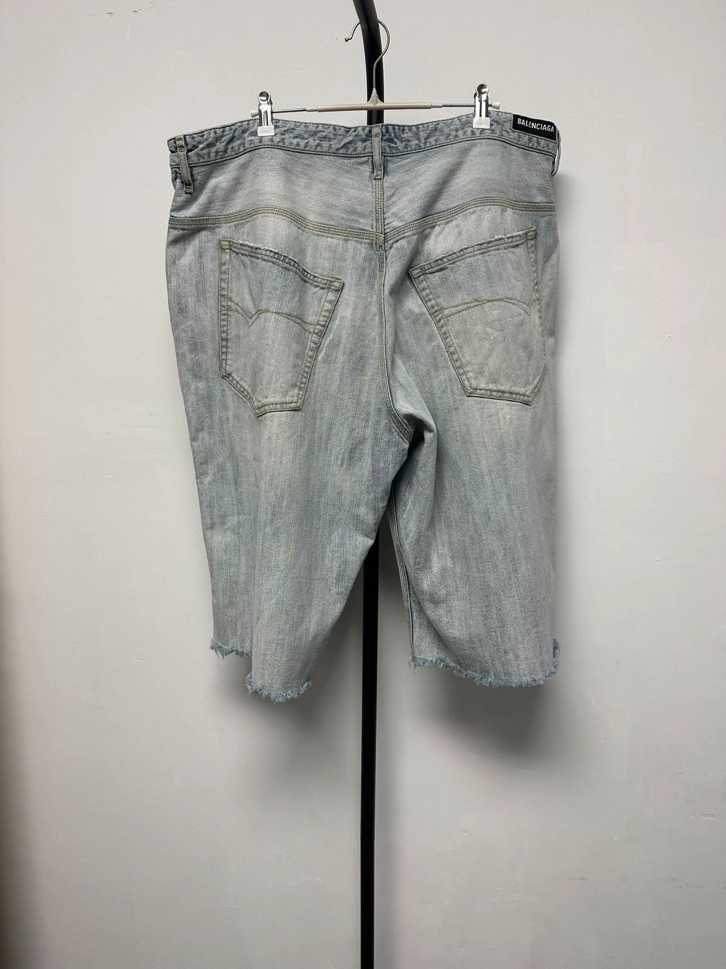 Balenciaga Balenciaga Distressed Denim Shorts 31 Size US 31 - 3 Thumbnail
