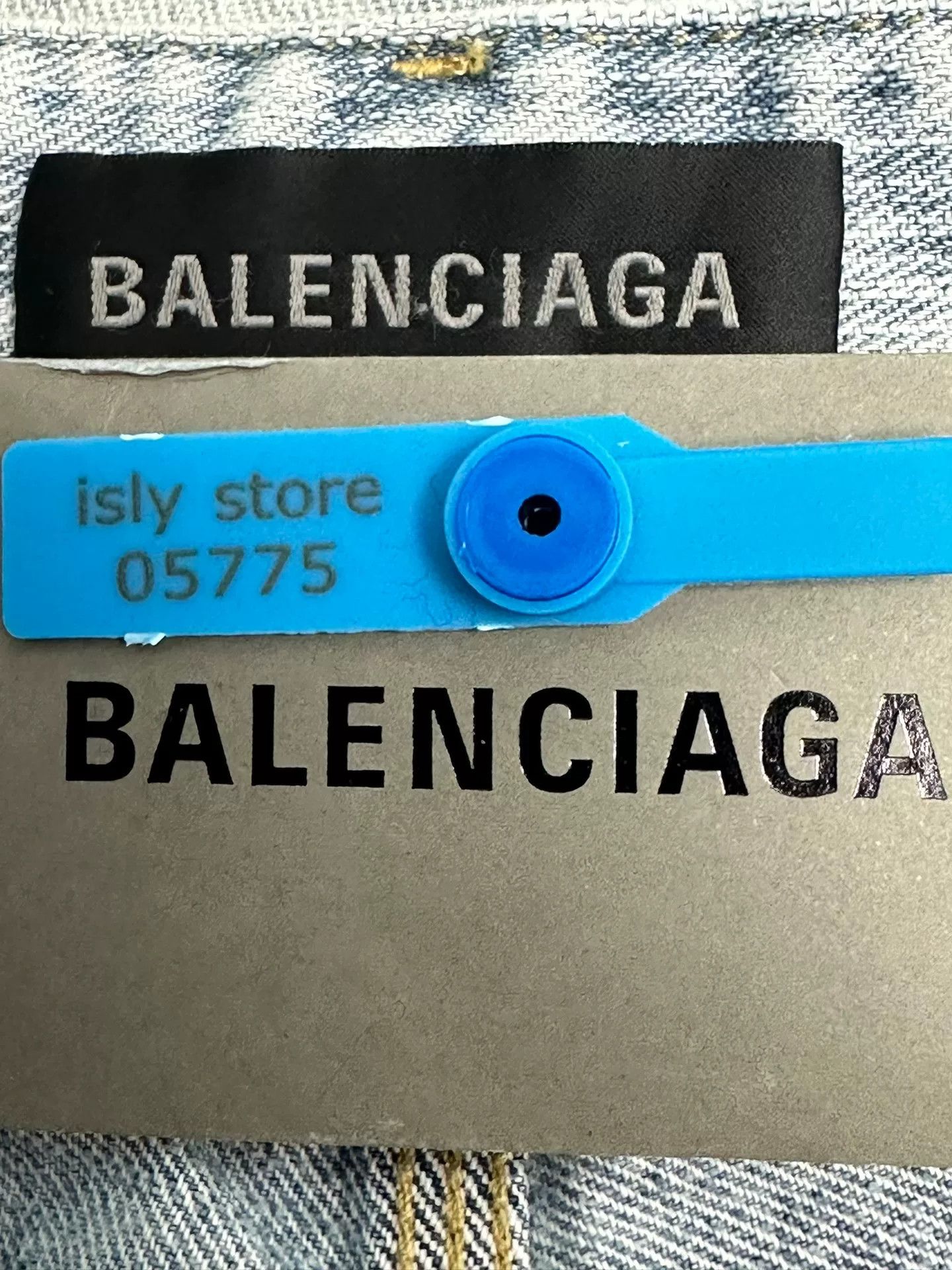 Balenciaga Balenciaga Distressed Denim Shorts 31 Size US 31 - 5 Thumbnail