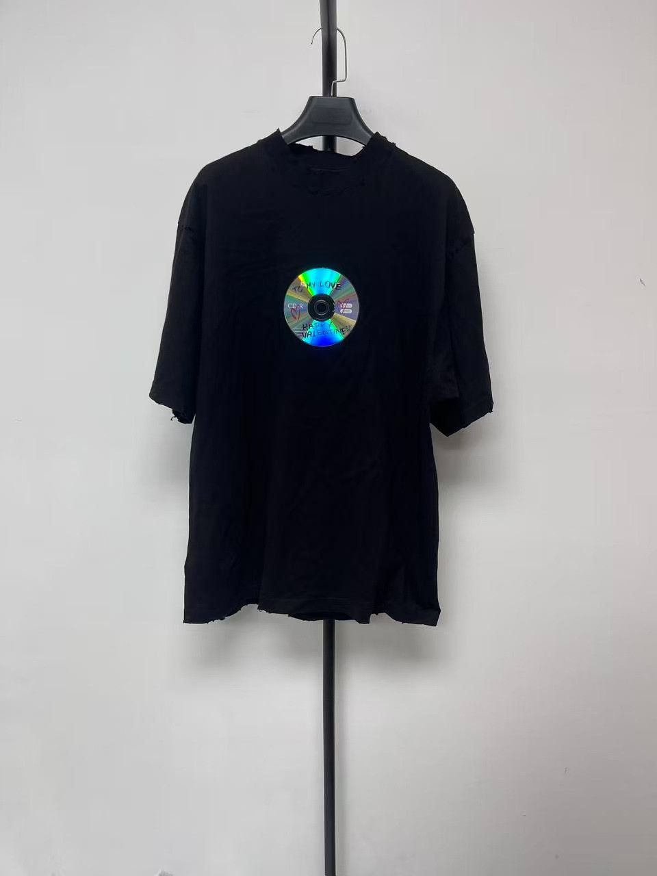 Balenciaga Balenciaga Distressed CD Disc Graphic T-Shirt S Size US S / EU 44-46 / 1 - 2 Thumbnail