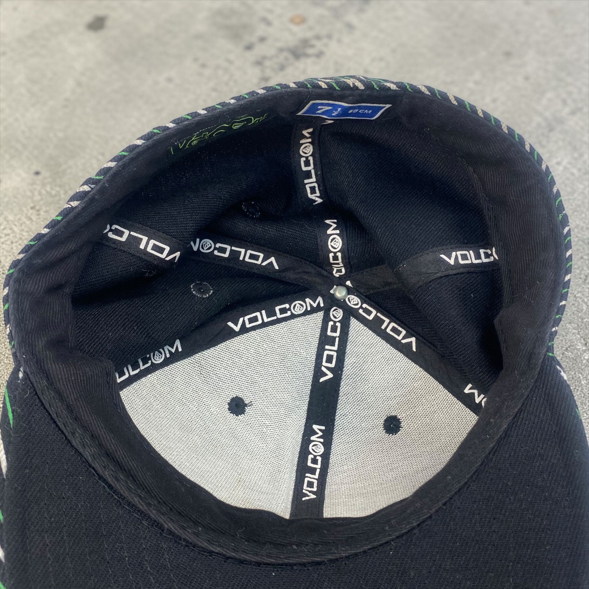 Volcom Volcom Hat Size 7 2/1 Size ONE SIZE - 5 Thumbnail