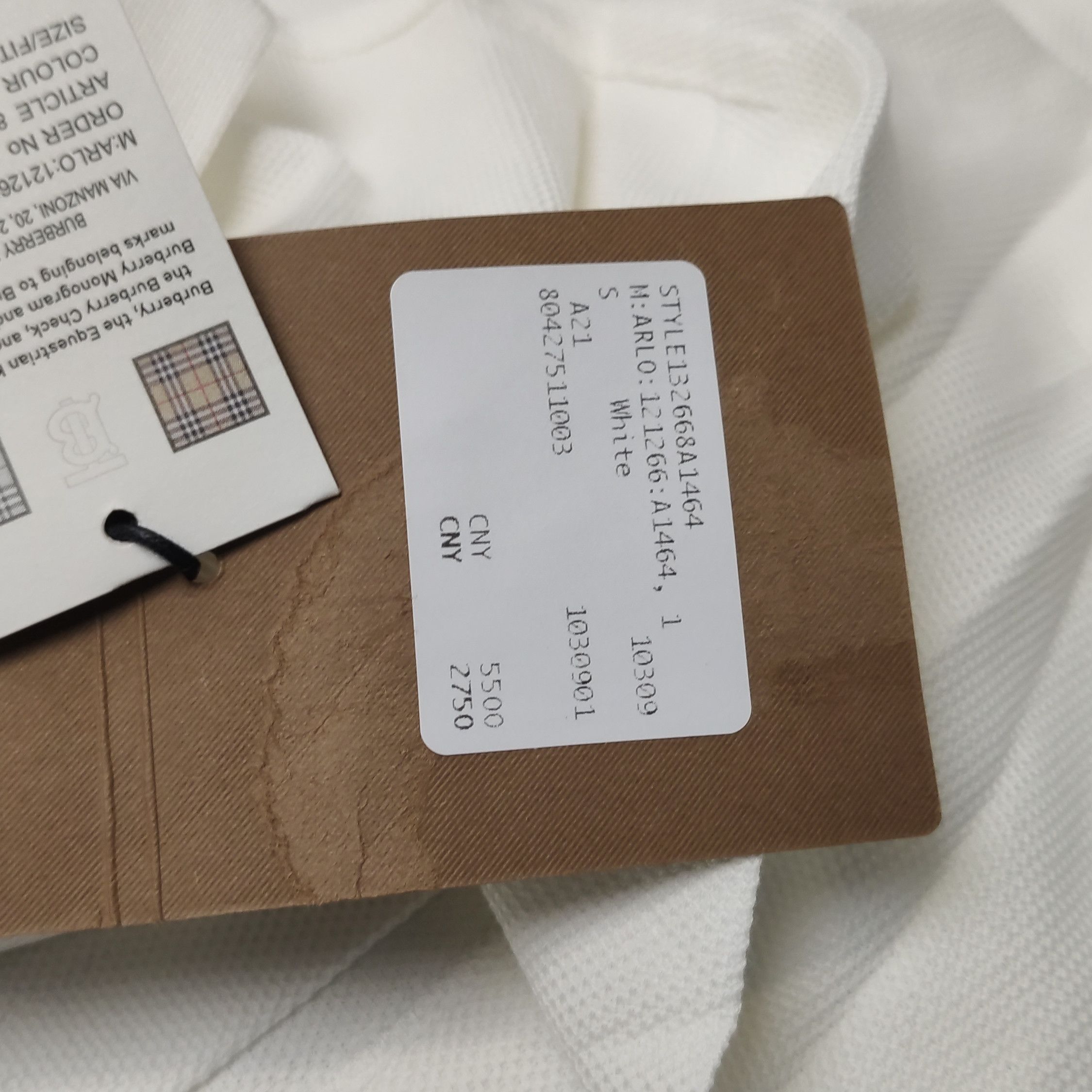 Burberry Burberry Men s Short Sleeve Shirts Size US S / EU 44-46 / 1 - 9 Thumbnail