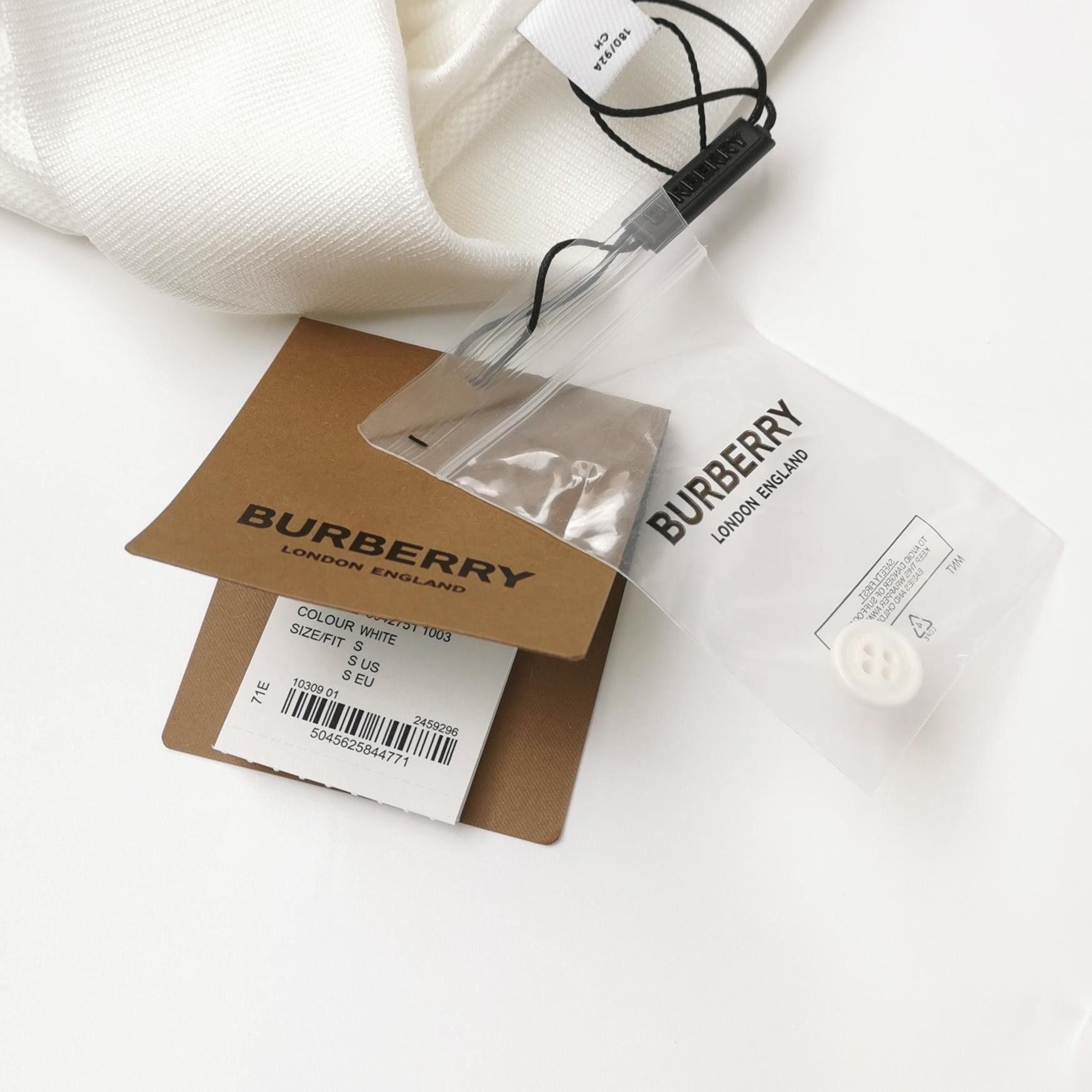 Burberry Burberry Men s Short Sleeve Shirts Size US S / EU 44-46 / 1 - 4 Thumbnail