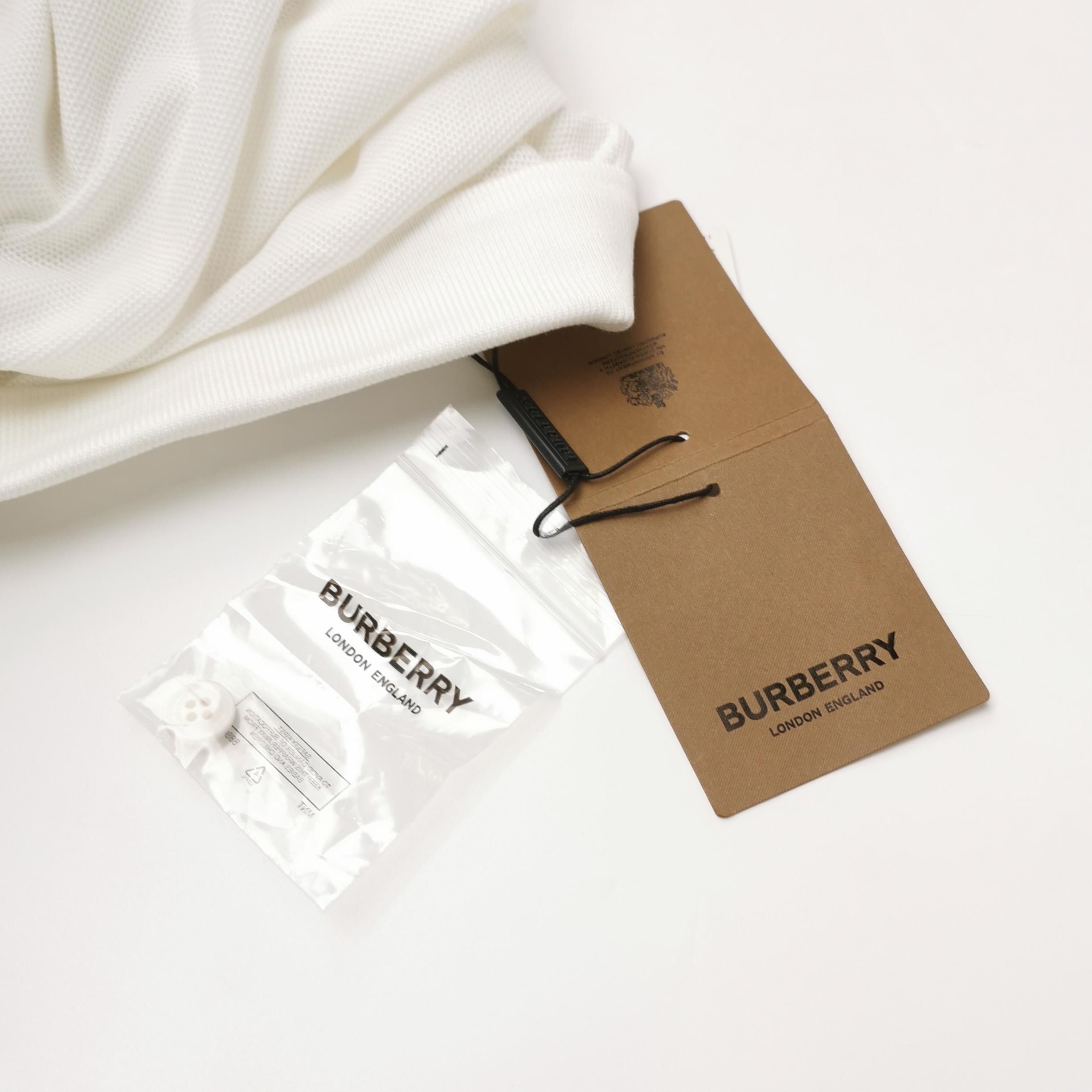 Burberry Burberry Men s Short Sleeve Shirts Size US S / EU 44-46 / 1 - 4 Thumbnail