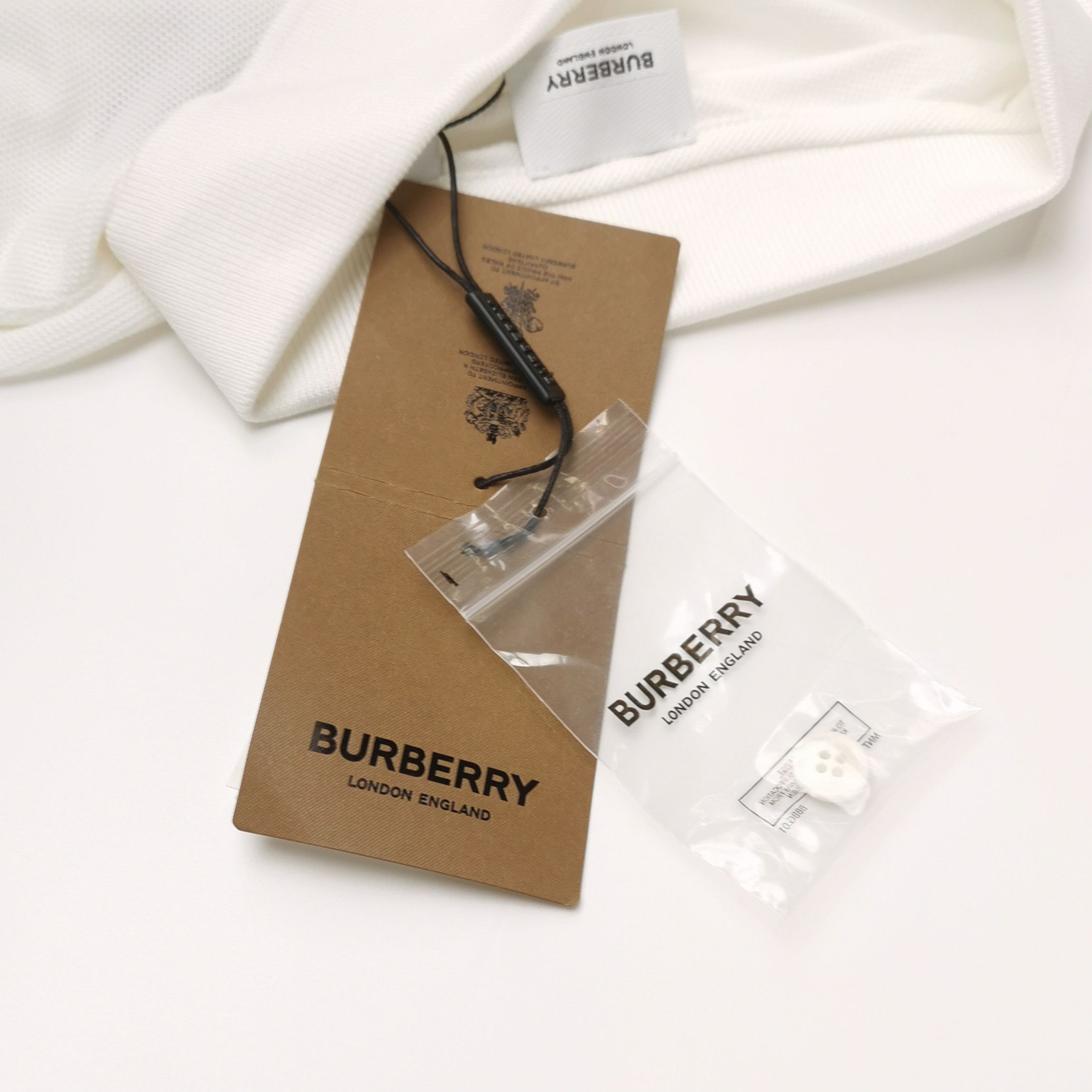 Burberry Burberry Men l Short Sleeve Shirts Size US L / EU 52-54 / 3 - 4 Thumbnail