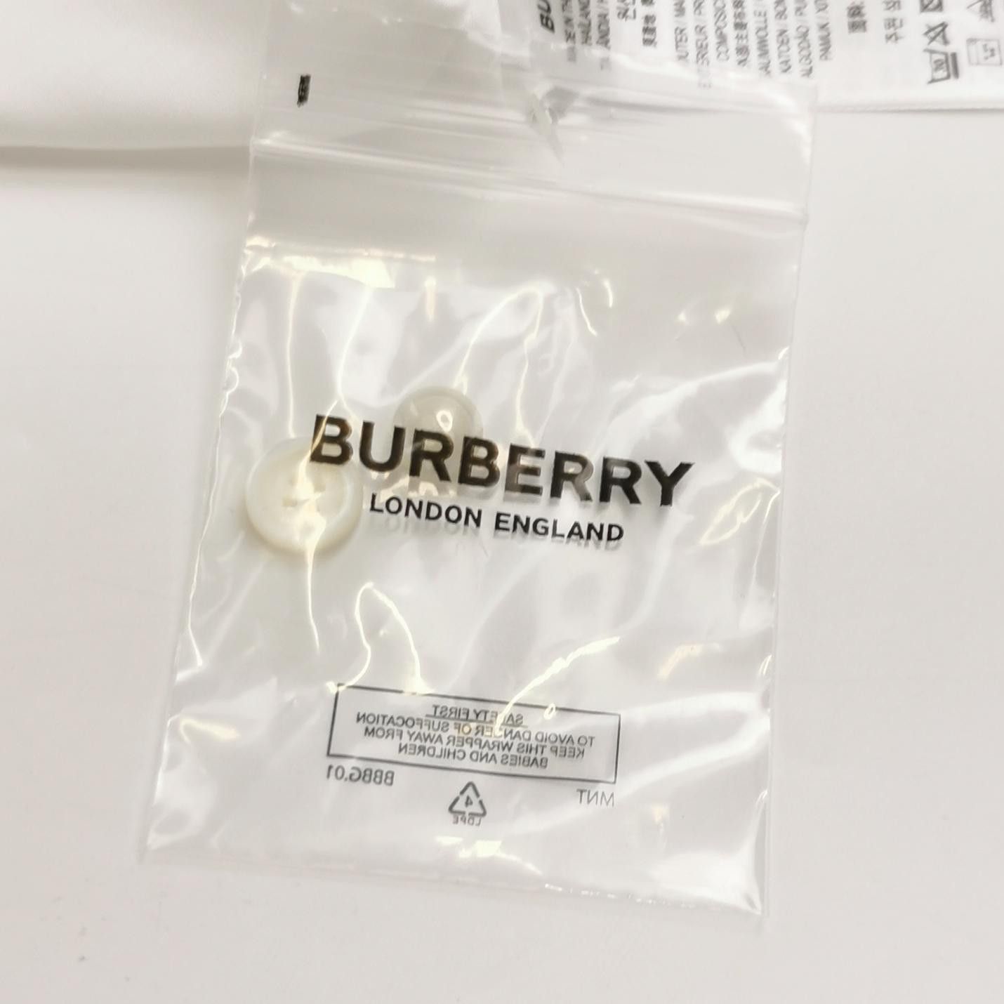 Burberry Burberry Men xl Button Ups Size US XL / EU 56 / 4 - 5 Thumbnail