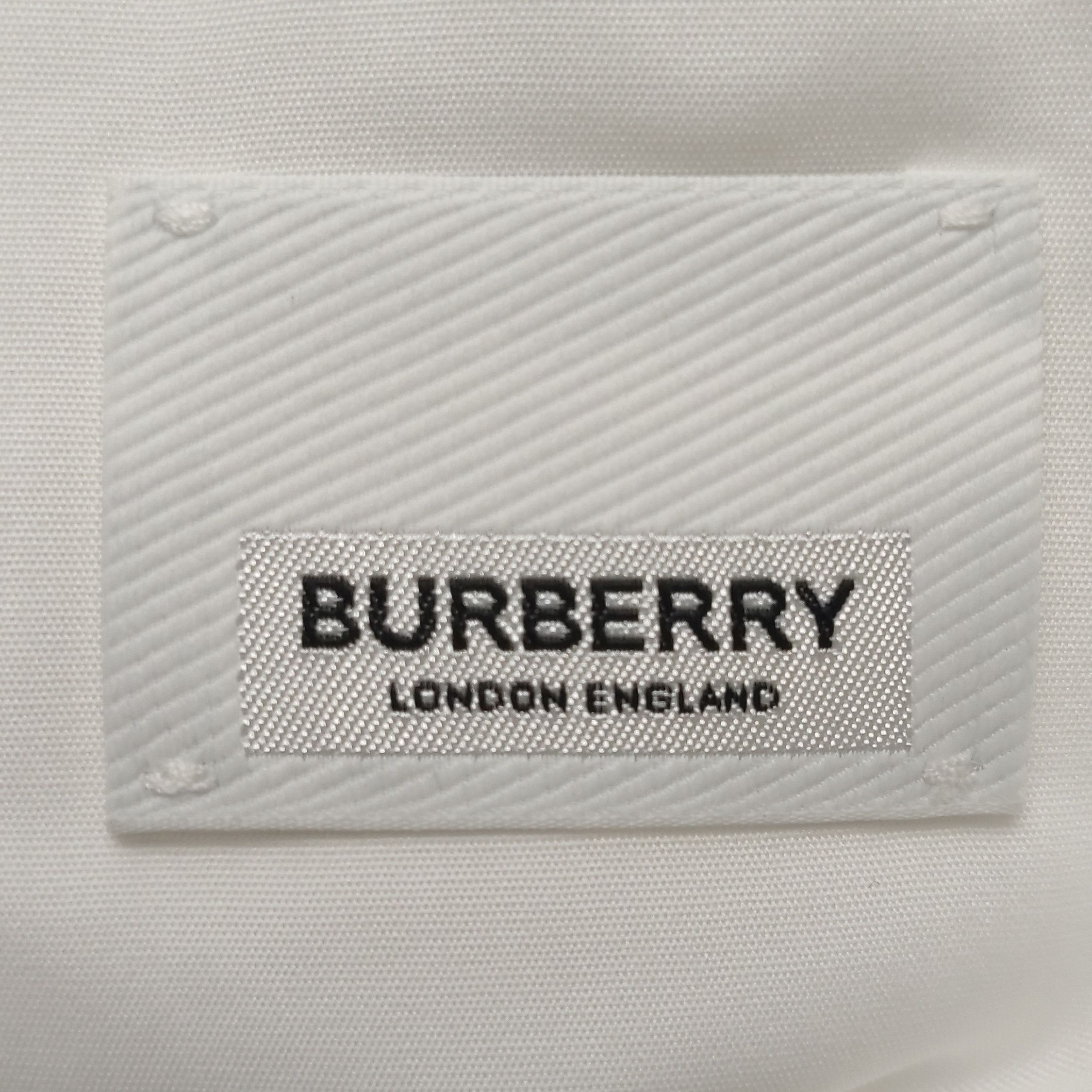 Burberry Burberry Men xl Button Ups Size US XL / EU 56 / 4 - 7 Thumbnail
