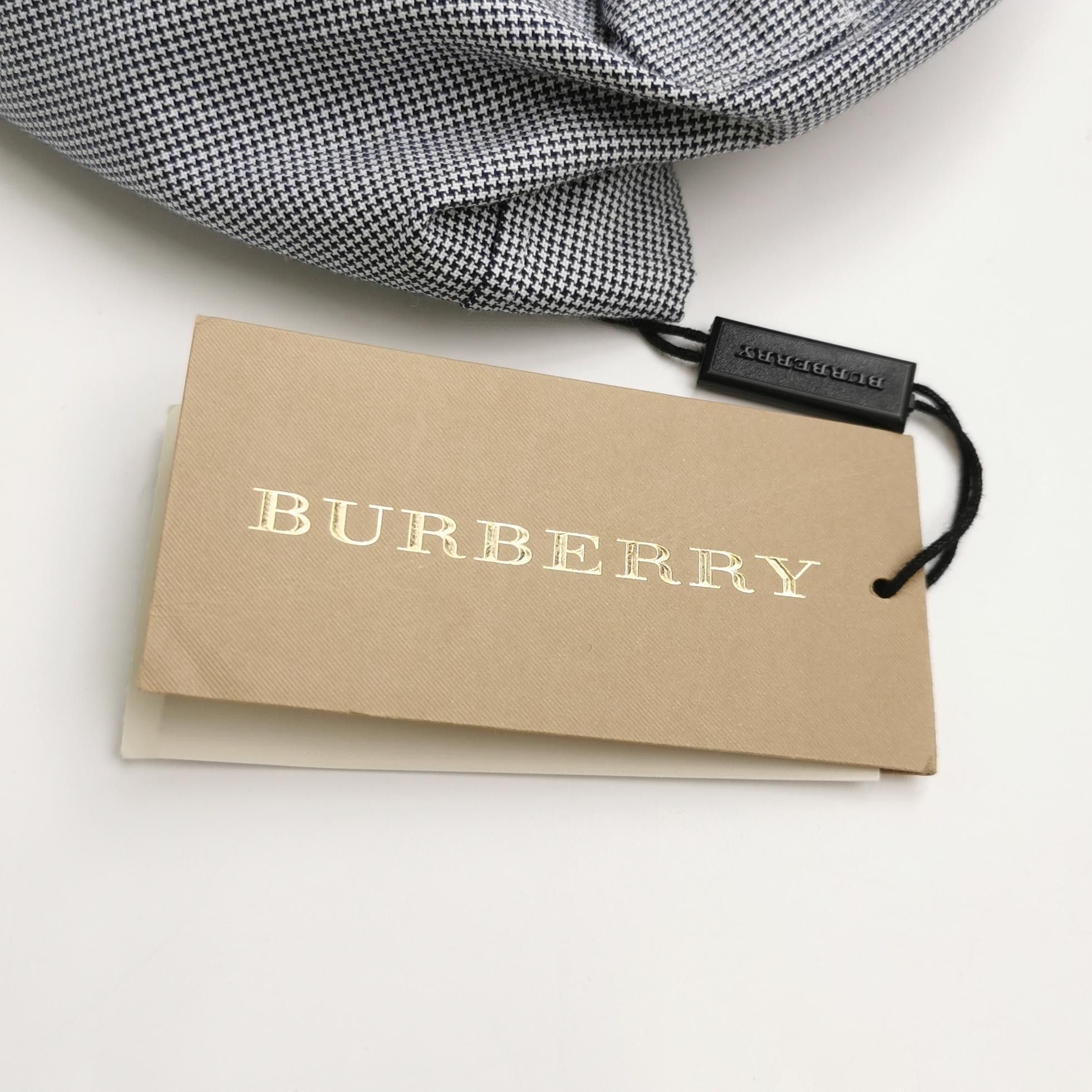 Burberry Burberry Men xs Button Ups Size US XS / EU 42 / 0 - 5 Thumbnail