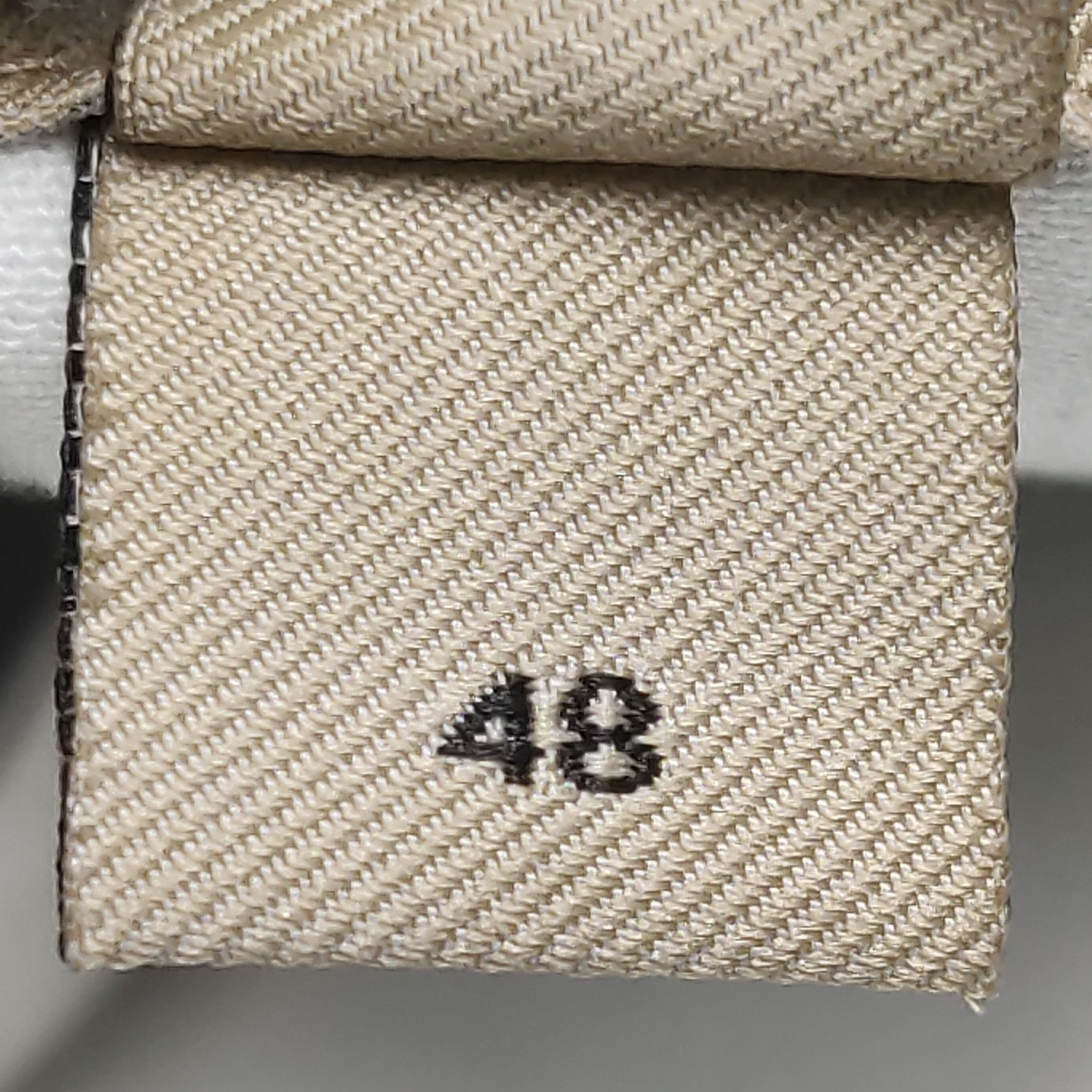 Burberry Burberry Men 30 Casual Pants Size US 30 / EU 46 - 7 Thumbnail
