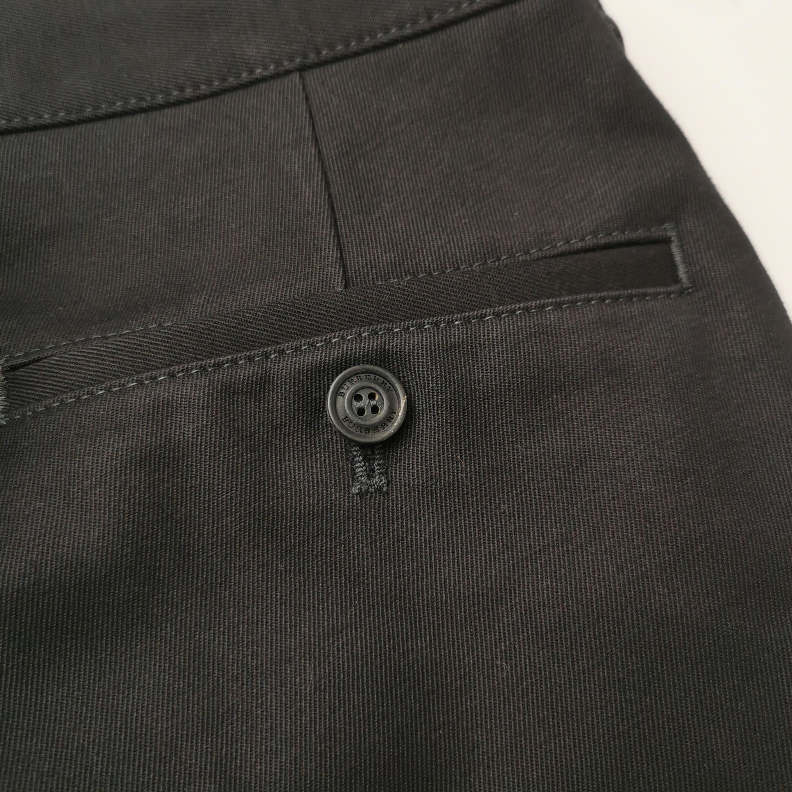 Burberry Burberry Men 34 Casual Pants Size US 34 / EU 50 - 3 Thumbnail