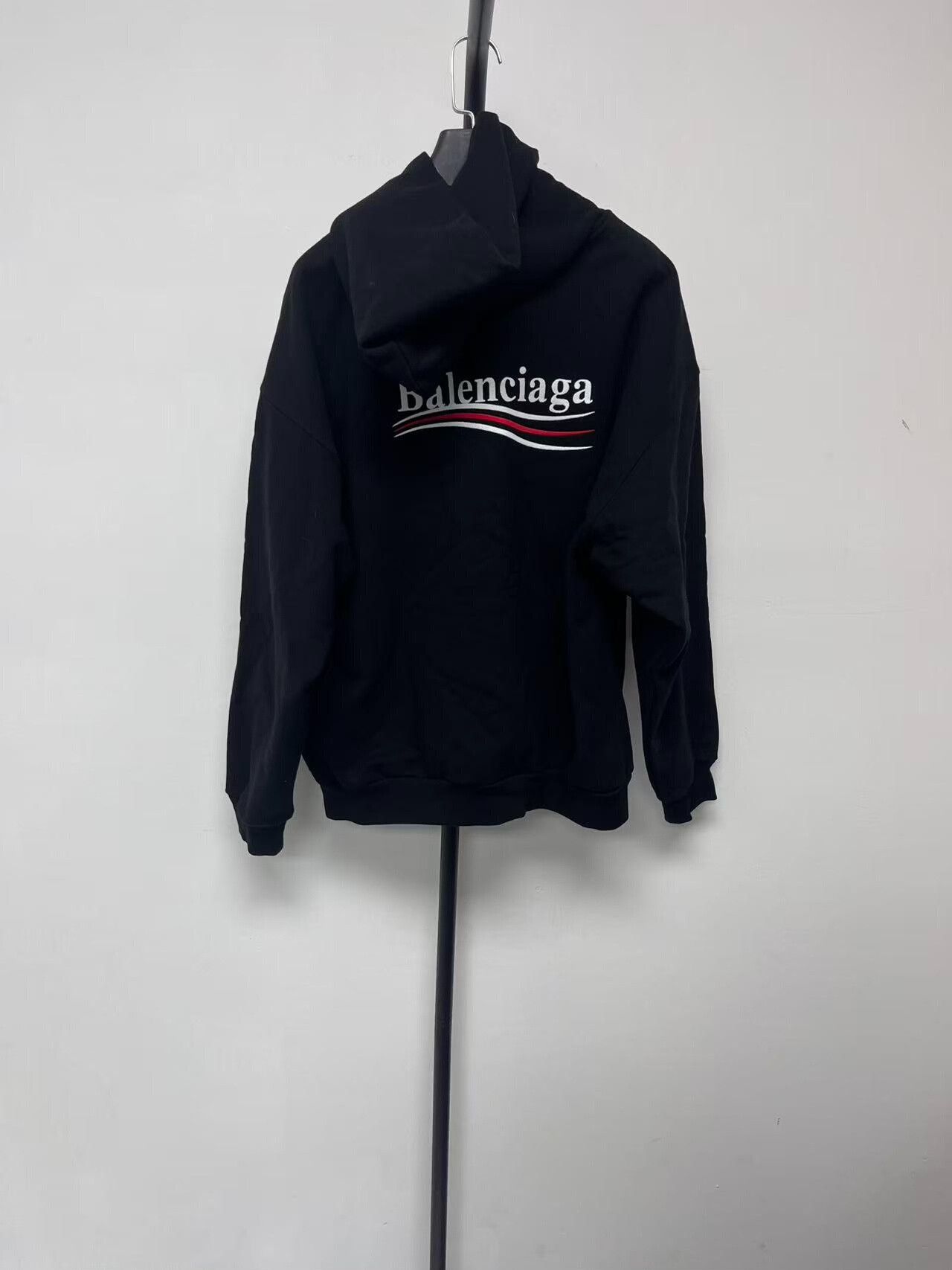 Balenciaga Balenciaga Political Campaign Hoodie Size S Size US S / EU 44-46 / 1 - 3 Thumbnail