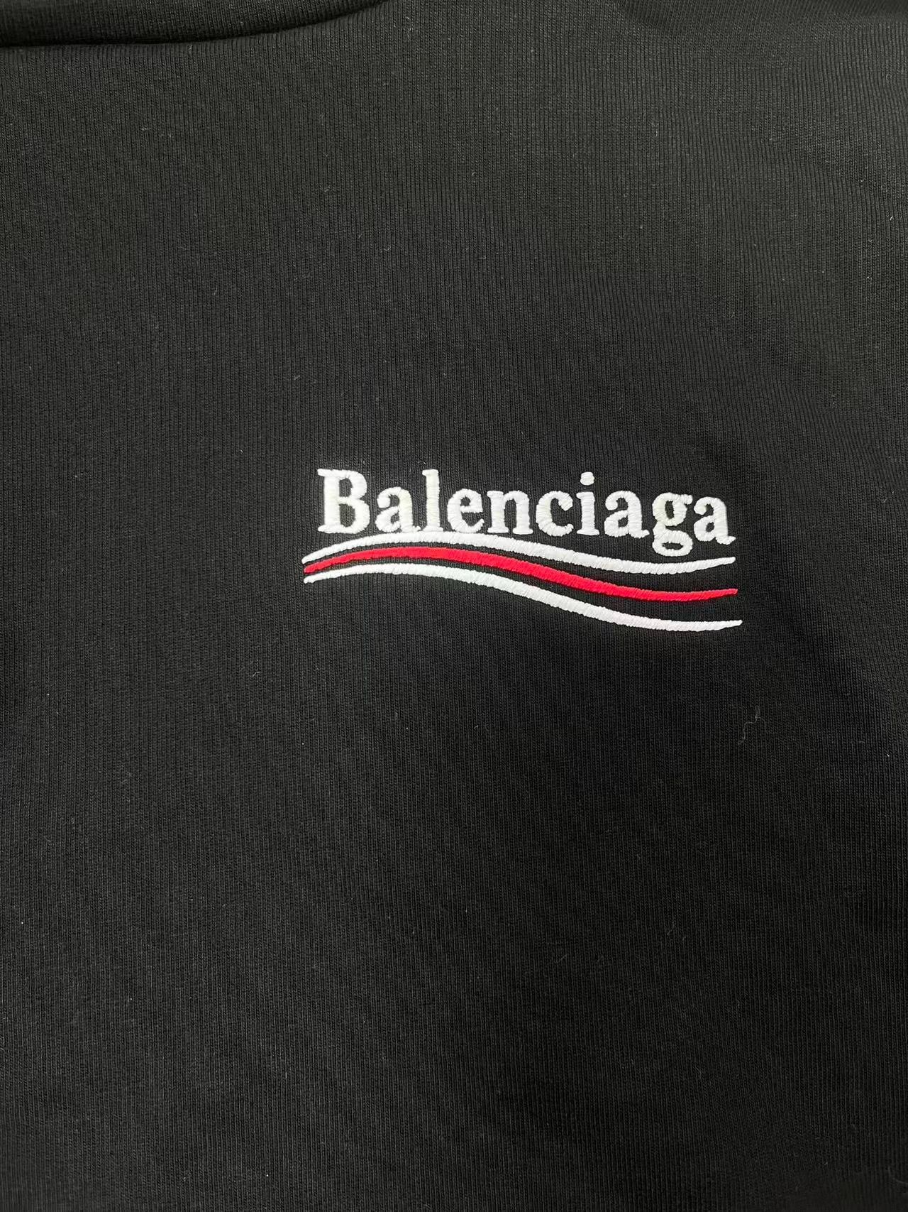 Balenciaga Balenciaga Political Campaign Hoodie Size S Size US S / EU 44-46 / 1 - 4 Thumbnail