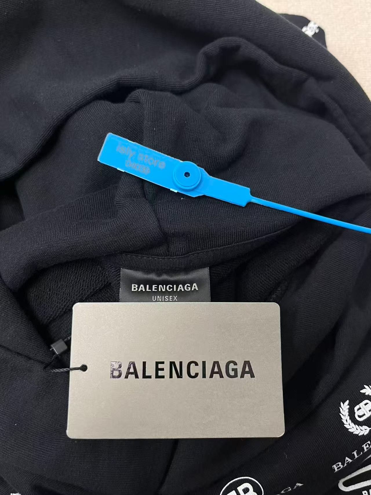 Balenciaga Balenciaga Multi Logo Print Hoodie Size M Size US M / EU 48-50 / 2 - 6 Thumbnail