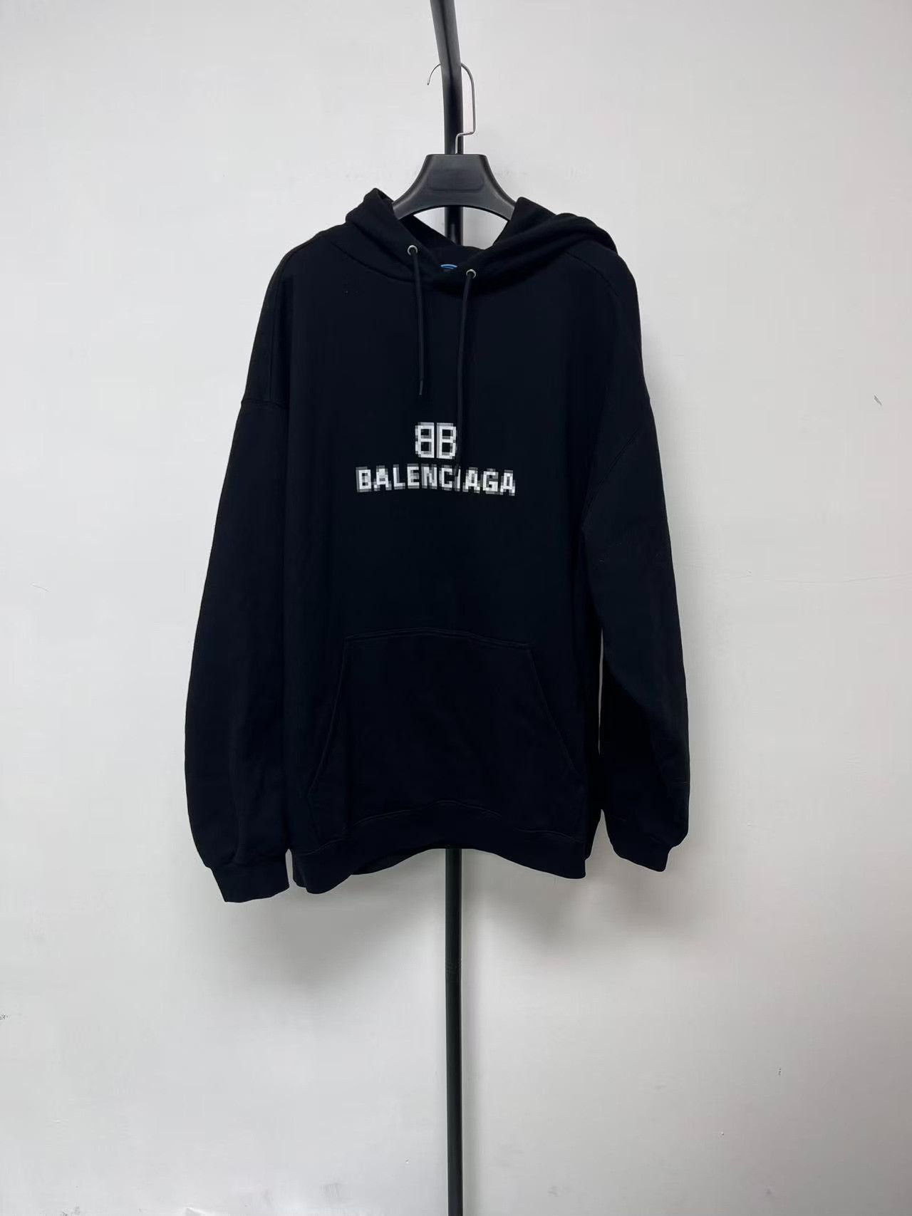 Balenciaga Balenciaga Pixel Logo Hoodie XL Size XL / US 12-14 / IT 48-50 - 2 Thumbnail