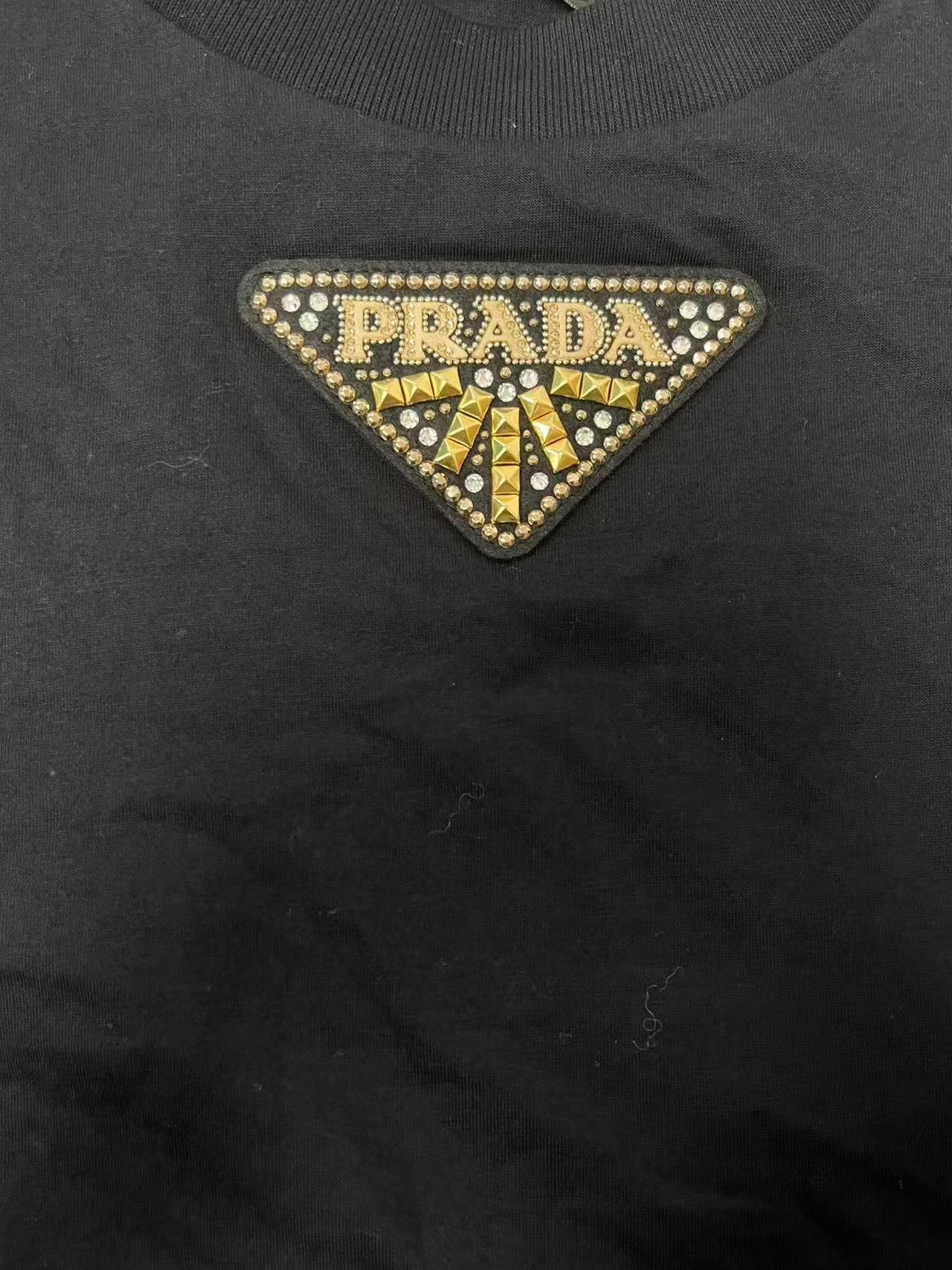 Prada Prada Studded Triangle Logo Long Sleeve T-Shirt Size M Size US M / EU 48-50 / 2 - 4 Thumbnail
