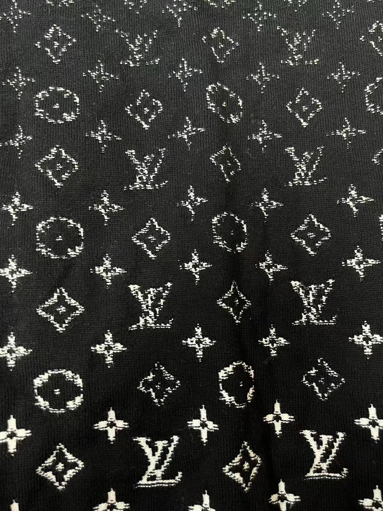 Louis Vuitton Louis Vuitton Monogram Gradient Sweater Size M Size US M / EU 48-50 / 2 - 4 Thumbnail