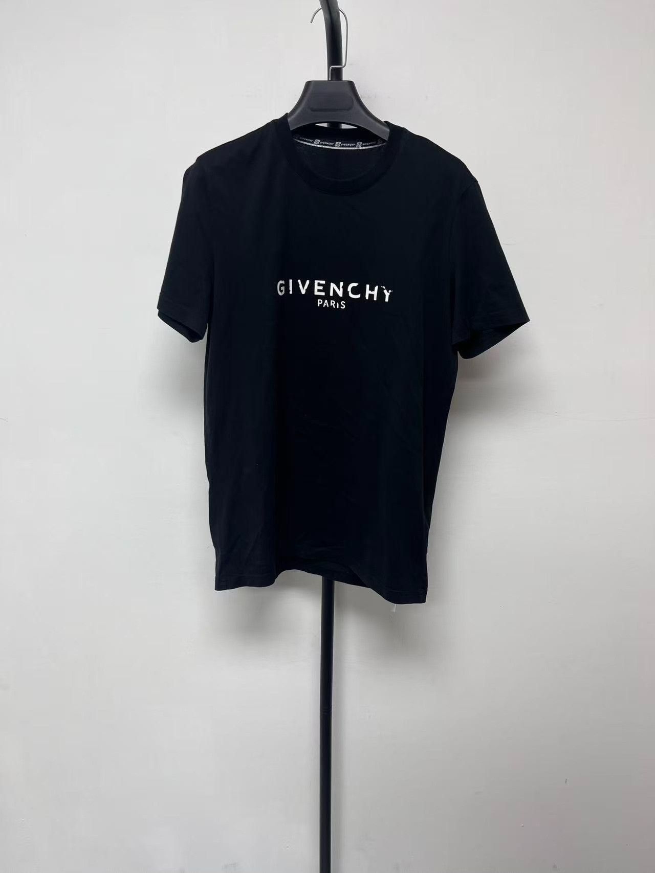 Givenchy Givenchy Logo Print T-Shirt XS Size US XS / EU 42 / 0 - 2 Thumbnail