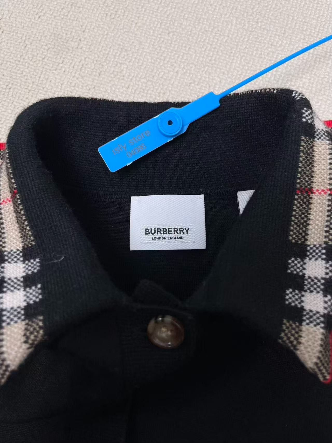 Burberry Burberry Check Trim Merino Wool Polo Size M Size M / US 6-8 / IT 42-44 - 4 Thumbnail