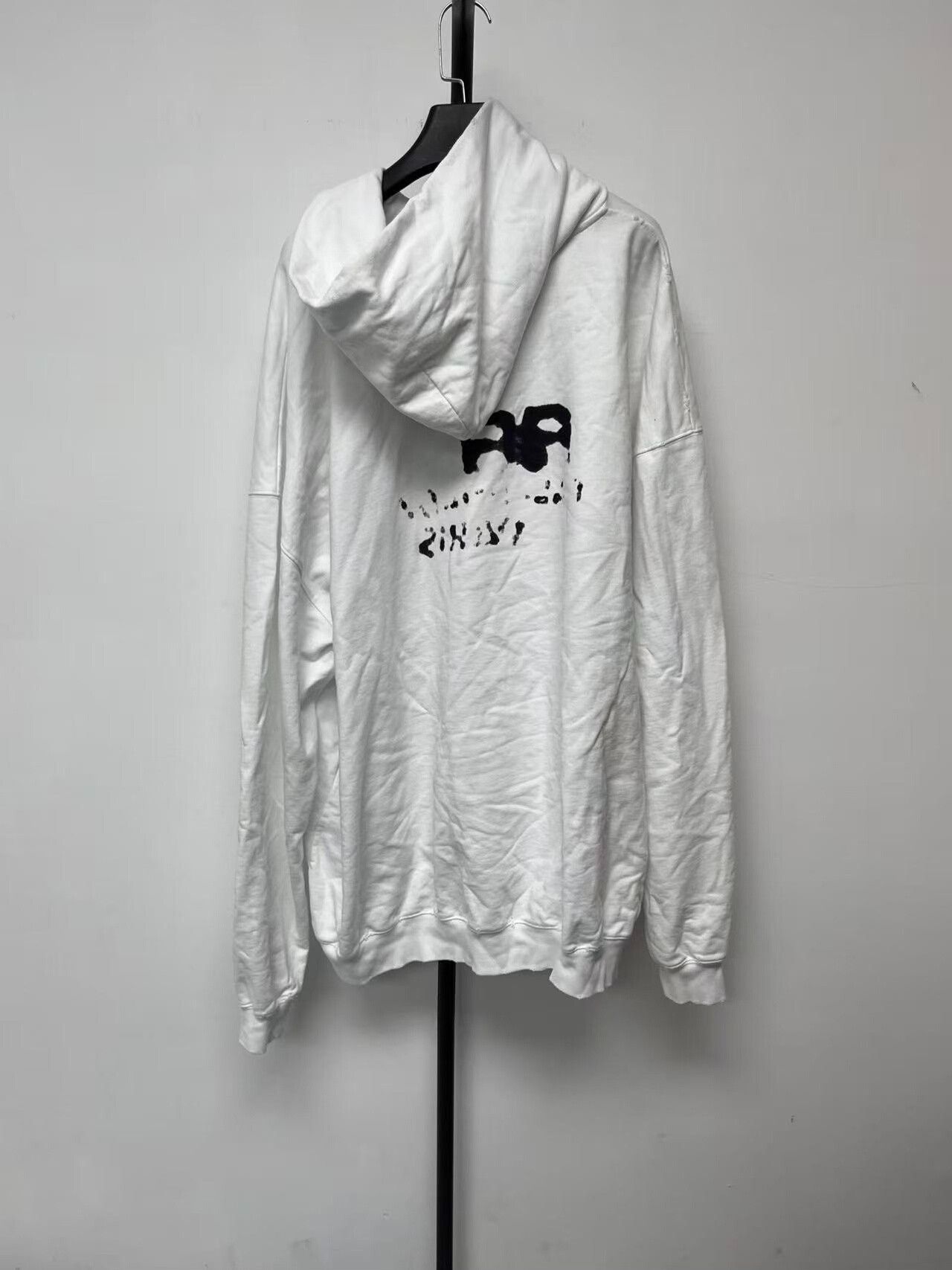 Balenciaga Balenciaga BB Logo Print Hoodie Size S Size US S / EU 44-46 / 1 - 3 Thumbnail